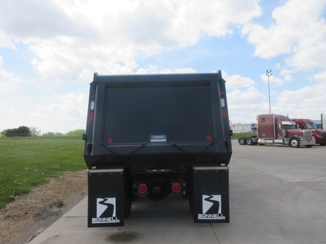 2027 Freightliner 114SD+ - image 4 of 6