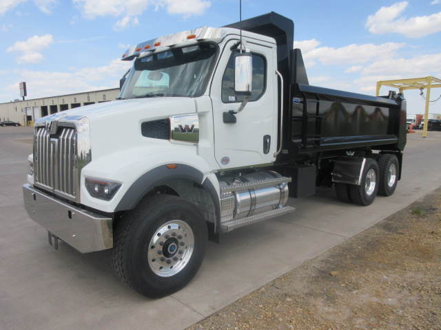 2027 Western Star 47X - image 1 of 6