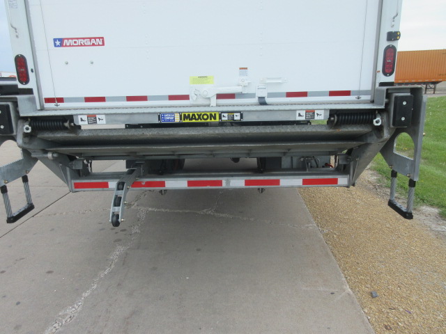 2027 Freightliner M2 106+ - image 5 of 6
