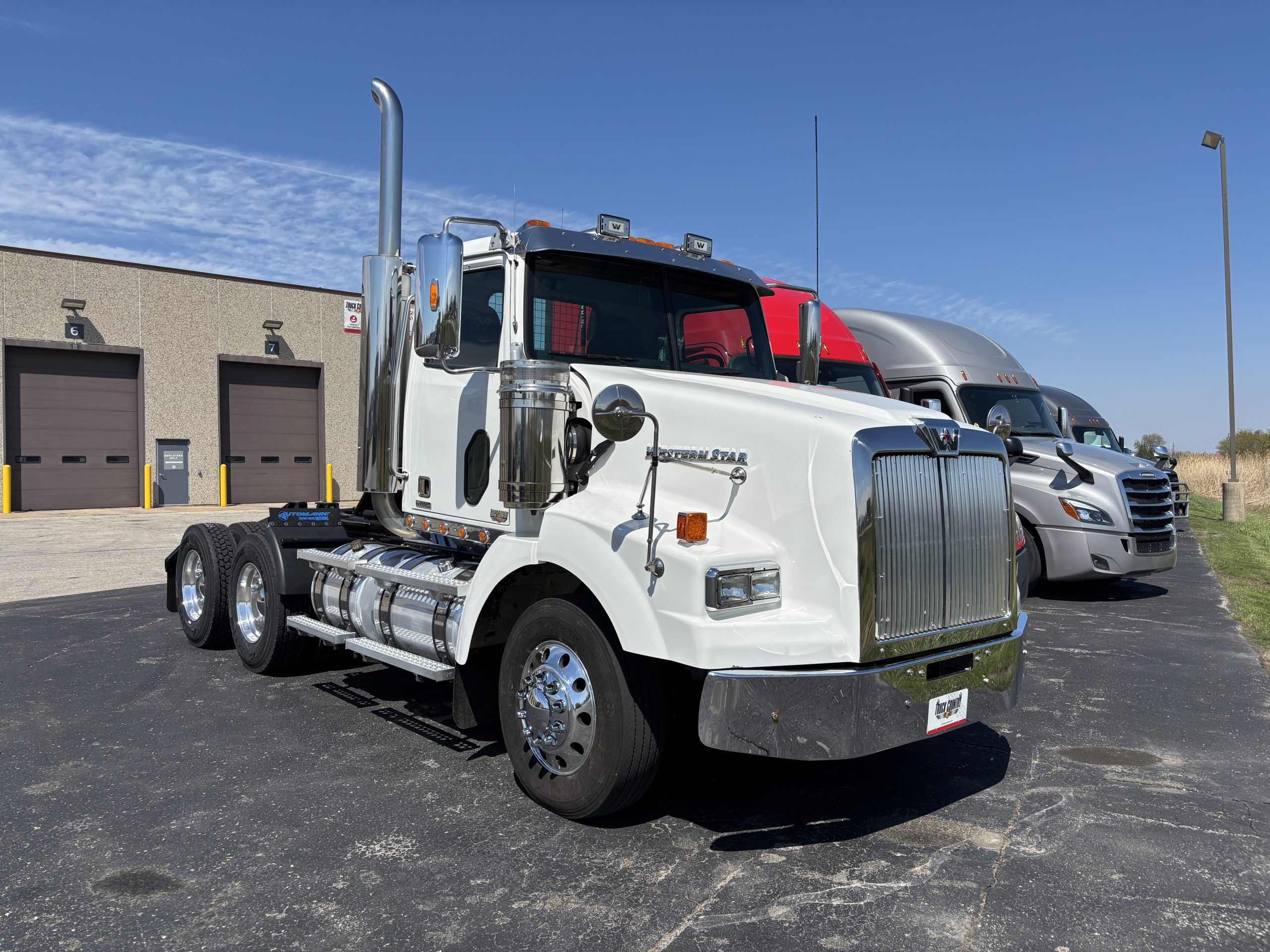 2016 Western Star 4900SA - image 4 of 4