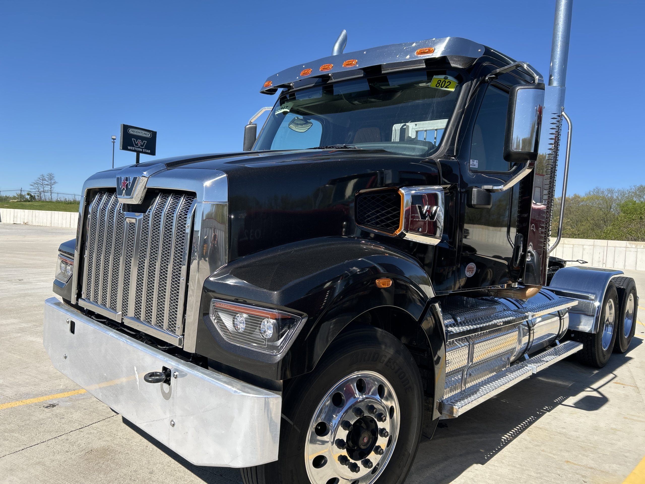 2025 Western Star 49X 2025 Western Star 49X - image 1 of 5