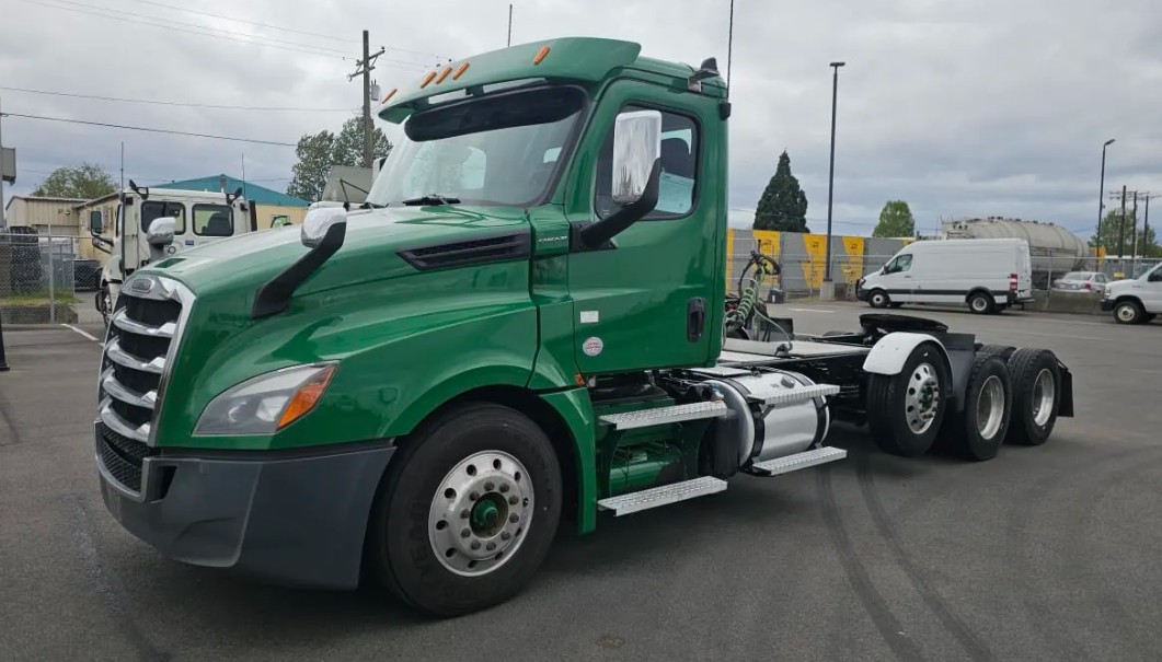 2020 Freightliner PT126DC 2020 Freightliner PT126DC - image 1 of 1