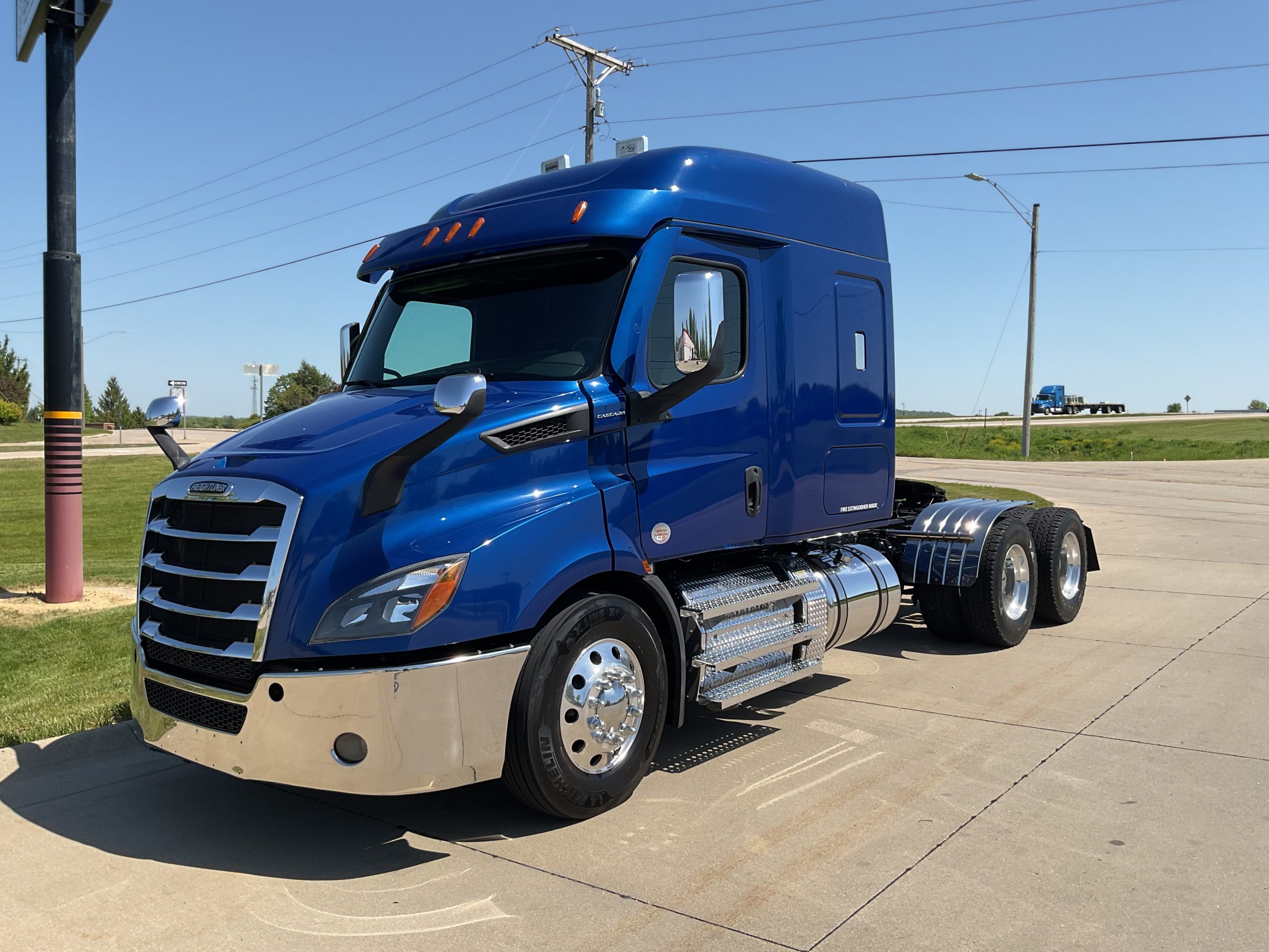 2020 Freightliner PE116 2020 Freightliner PE116 - image 1 of 6