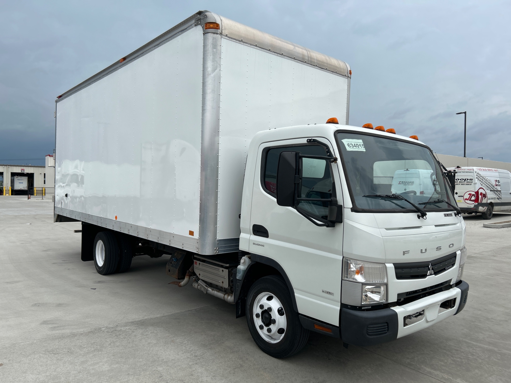 2017 Mitsubishi/Fuso FE160 2017 Mitsubishi/Fuso FE160 - image 3 of 5