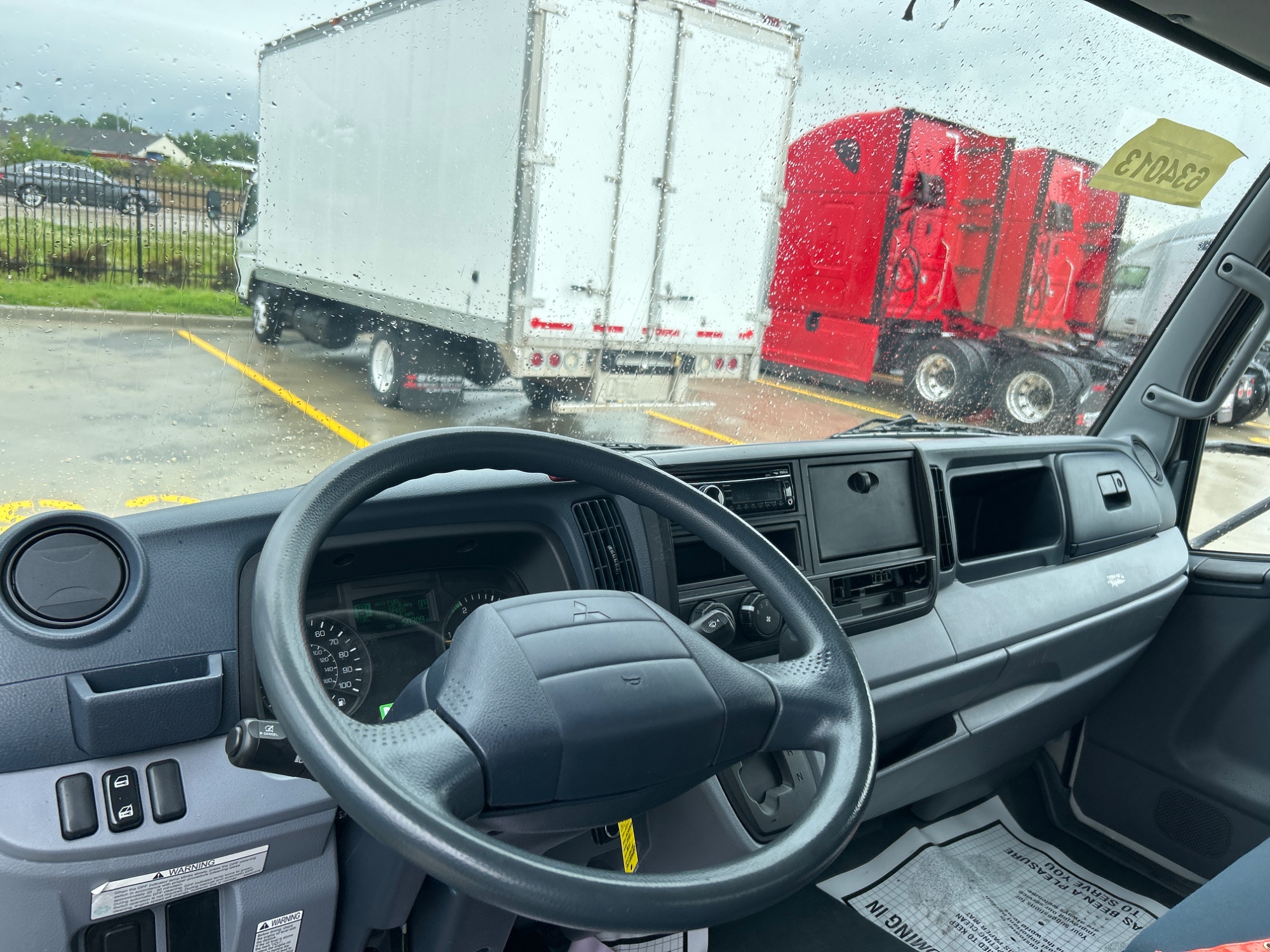 2017 Mitsubishi/Fuso FE160 2017 Mitsubishi/Fuso FE160 - image 5 of 5