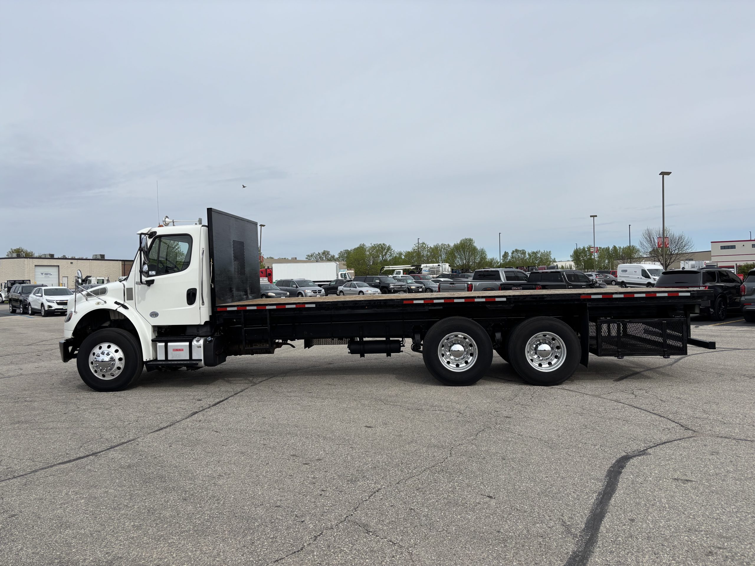2019 Freightliner M280 2019 Freightliner M280 - image 5 of 6