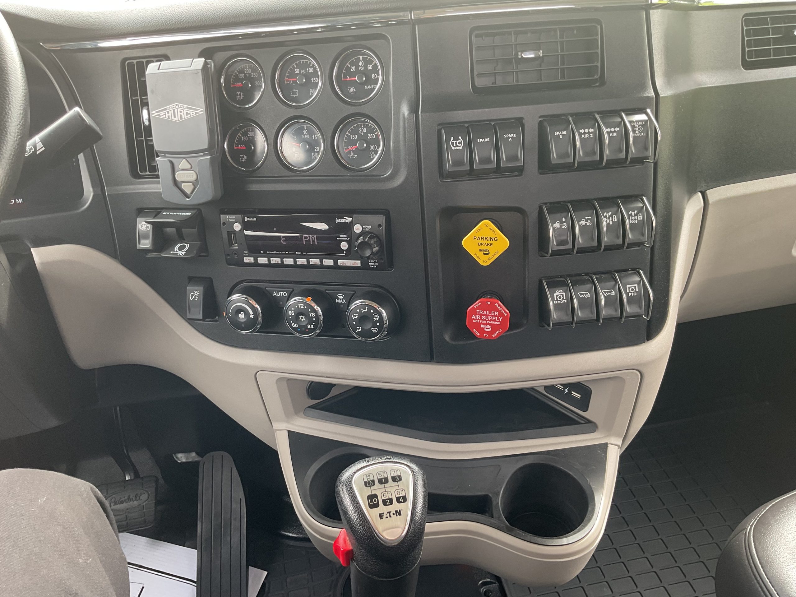 2025 Peterbilt 587 2025 Peterbilt 587 - image 6 of 6