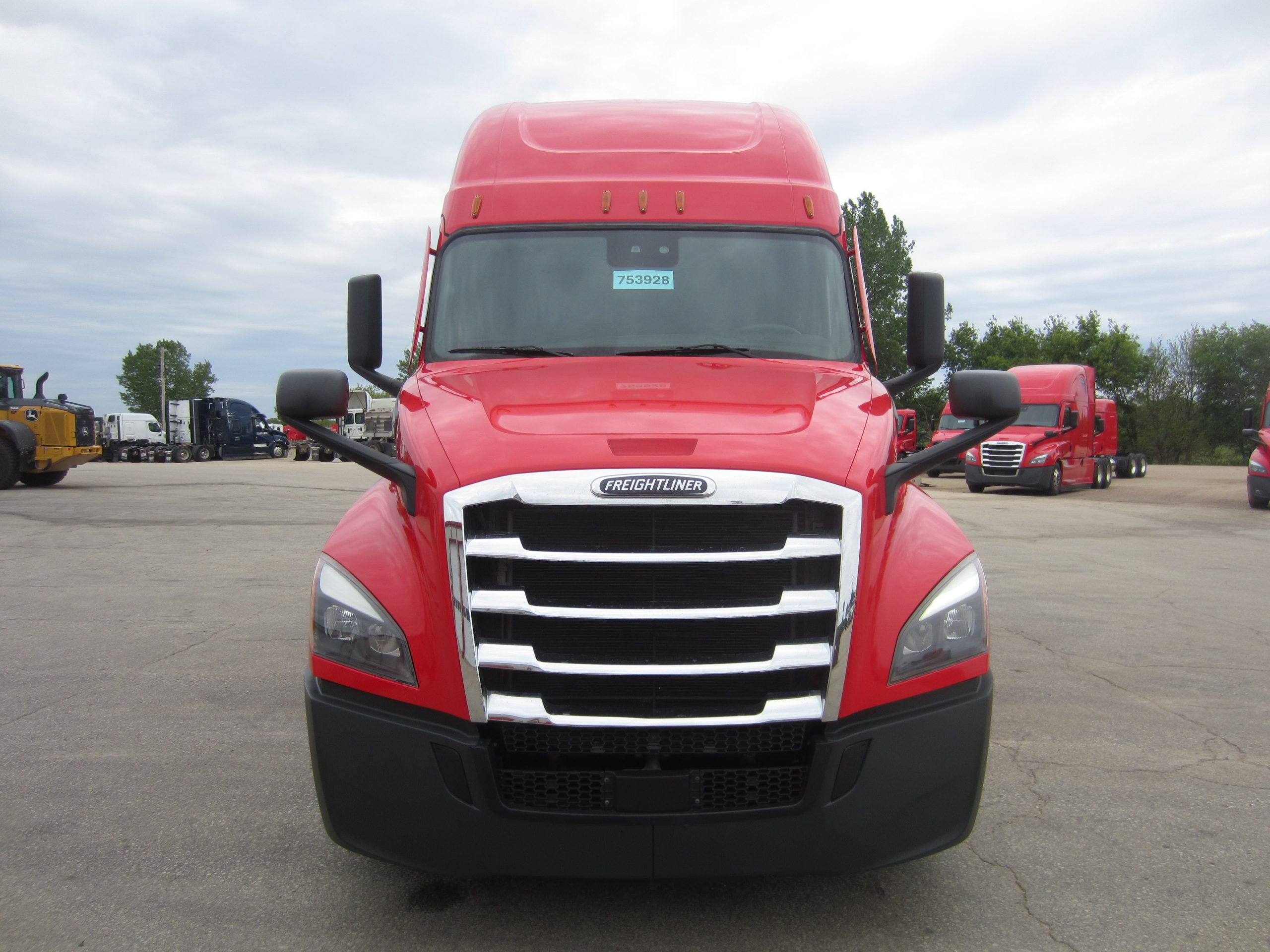 2023 Freightliner PT126SLP 2023 Freightliner PT126SLP - image 2 of 6