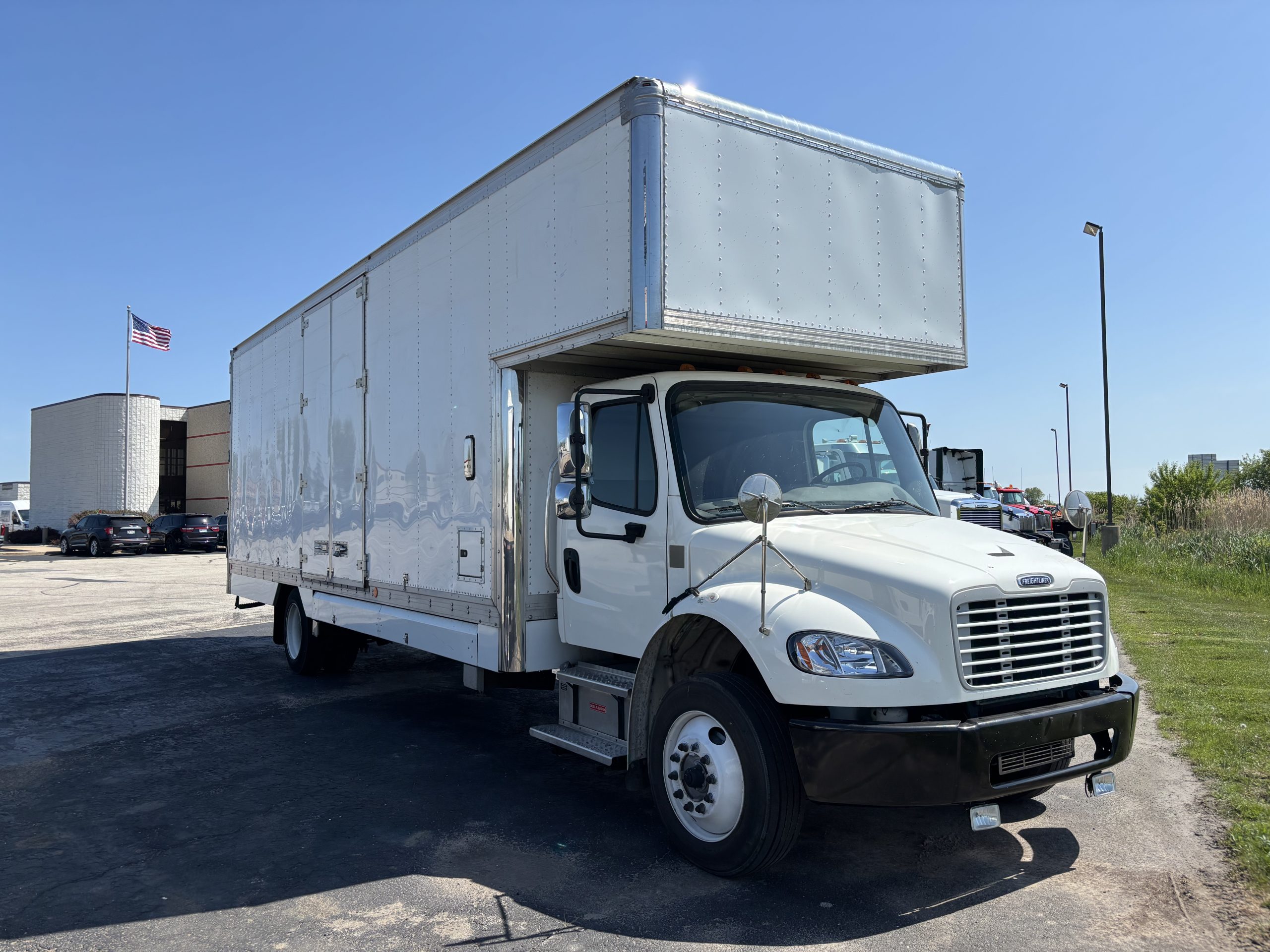 2021 Freightliner M260 2021 Freightliner M260 - image 3 of 6