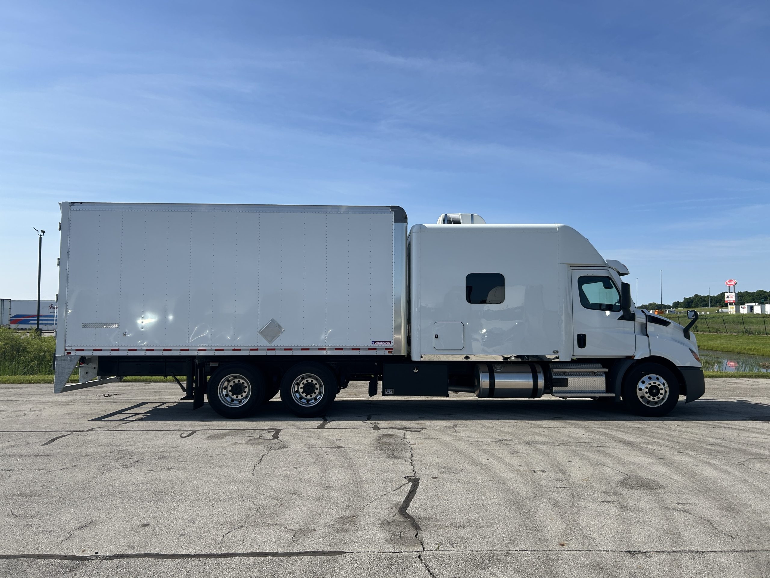 2025 Freightliner PE116DC 068Rf00000g1QoO 2025 Freightliner PE116DC 068Rf00000g1QoO