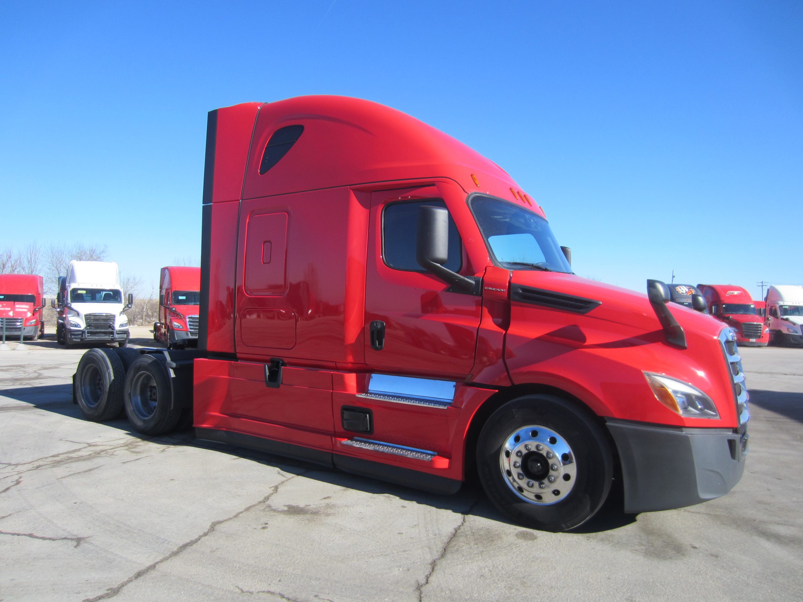 2022 Freightliner PT126SLP 2022 Freightliner PT126SLP - image 3 of 6