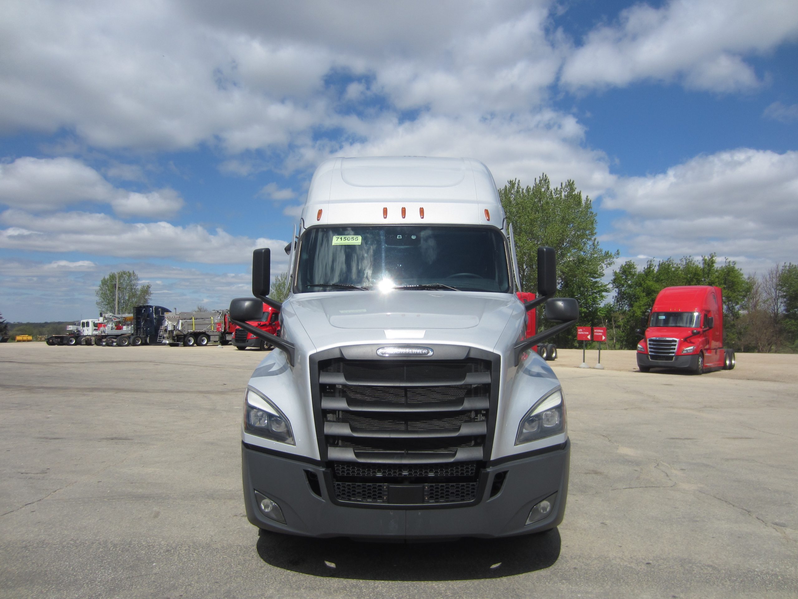 2022 Freightliner PT126SLP 2022 Freightliner PT126SLP - image 2 of 6