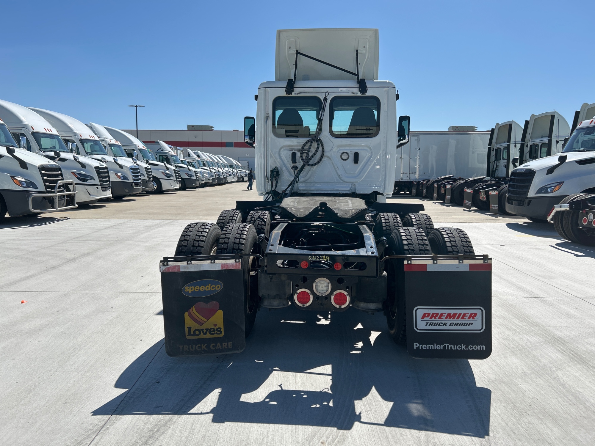 2021 Freightliner PT126DC 2021 Freightliner PT126DC - image 4 of 5