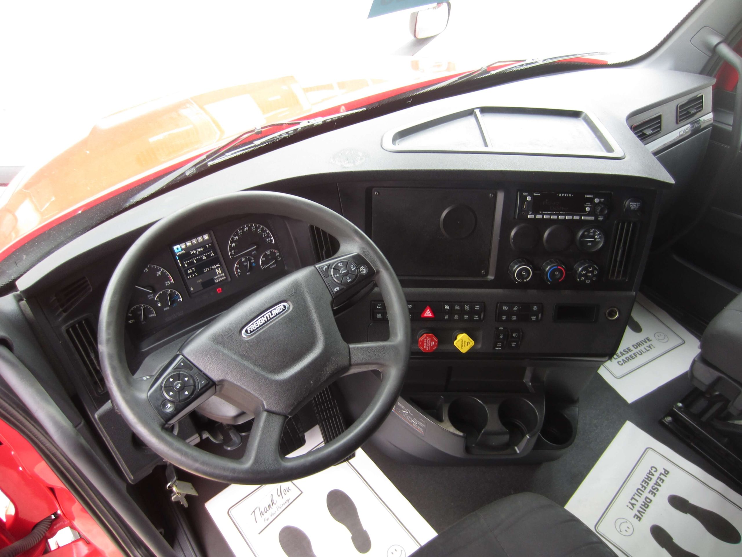 2023 Freightliner PT126SLP 2023 Freightliner PT126SLP - image 5 of 6