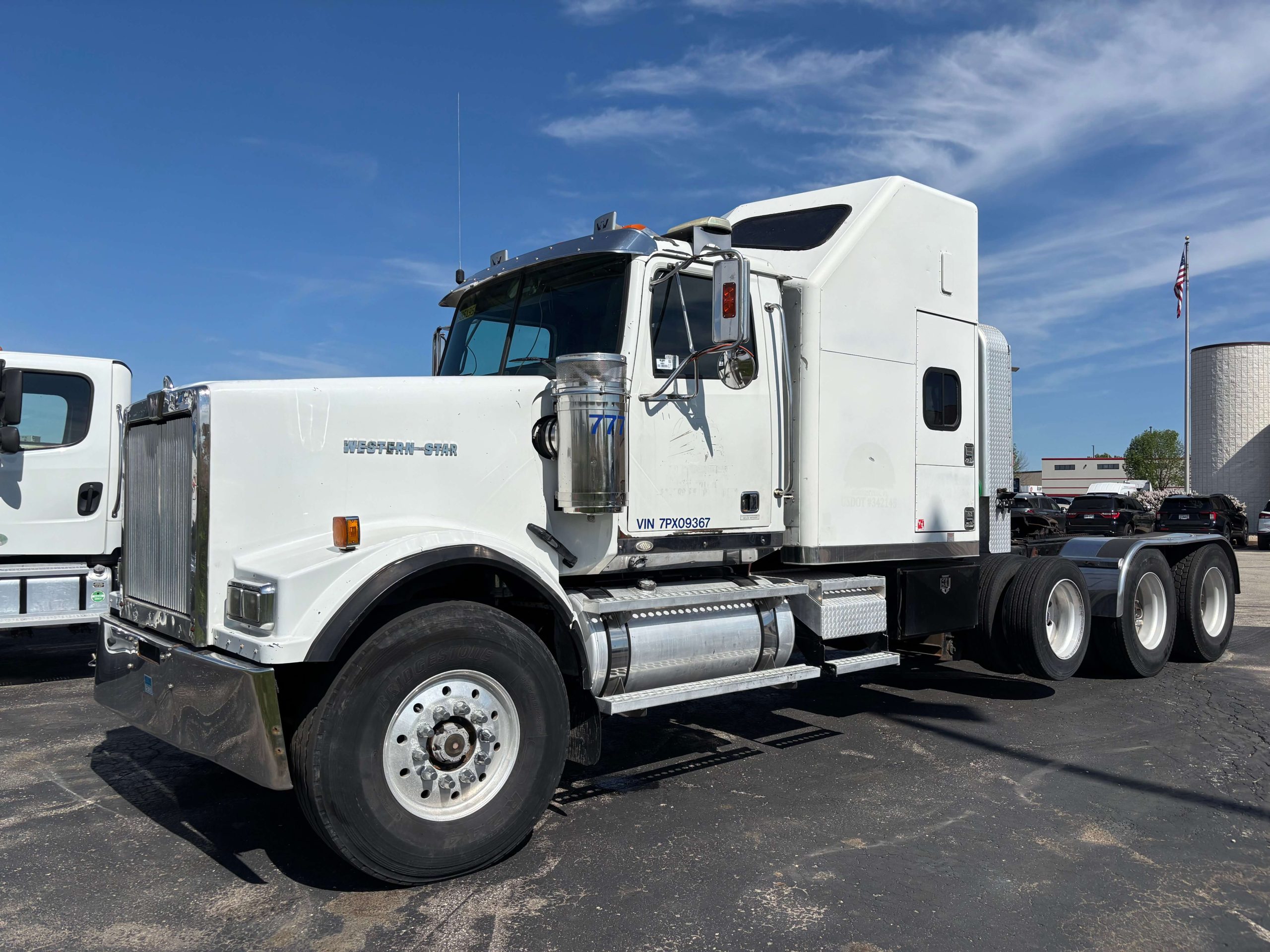 2007 Western Star 4700SB 2007 Western Star 4700SB - image 1 of 6