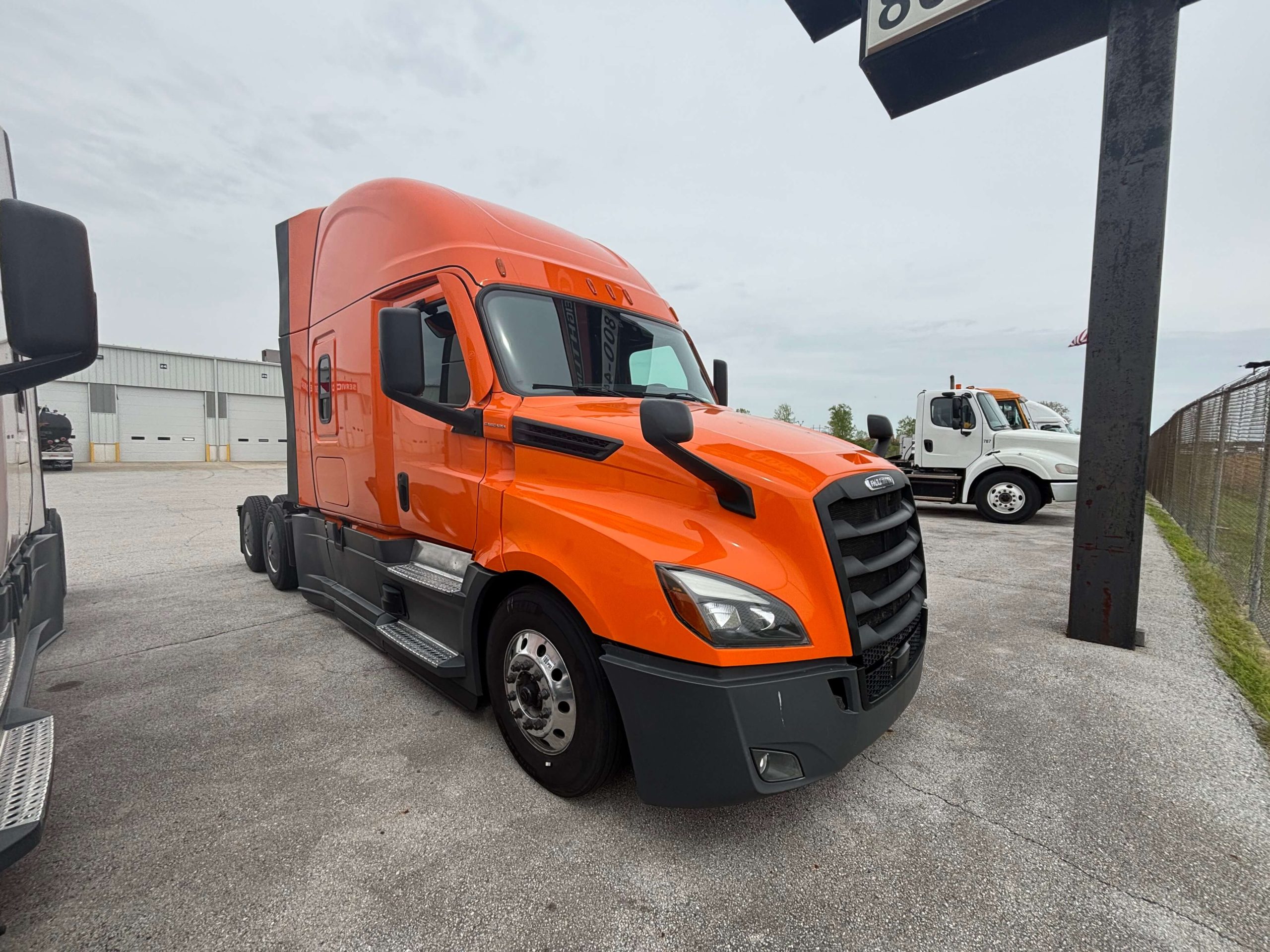 2022 Freightliner PT126SLP 2022 Freightliner PT126SLP - image 2 of 6