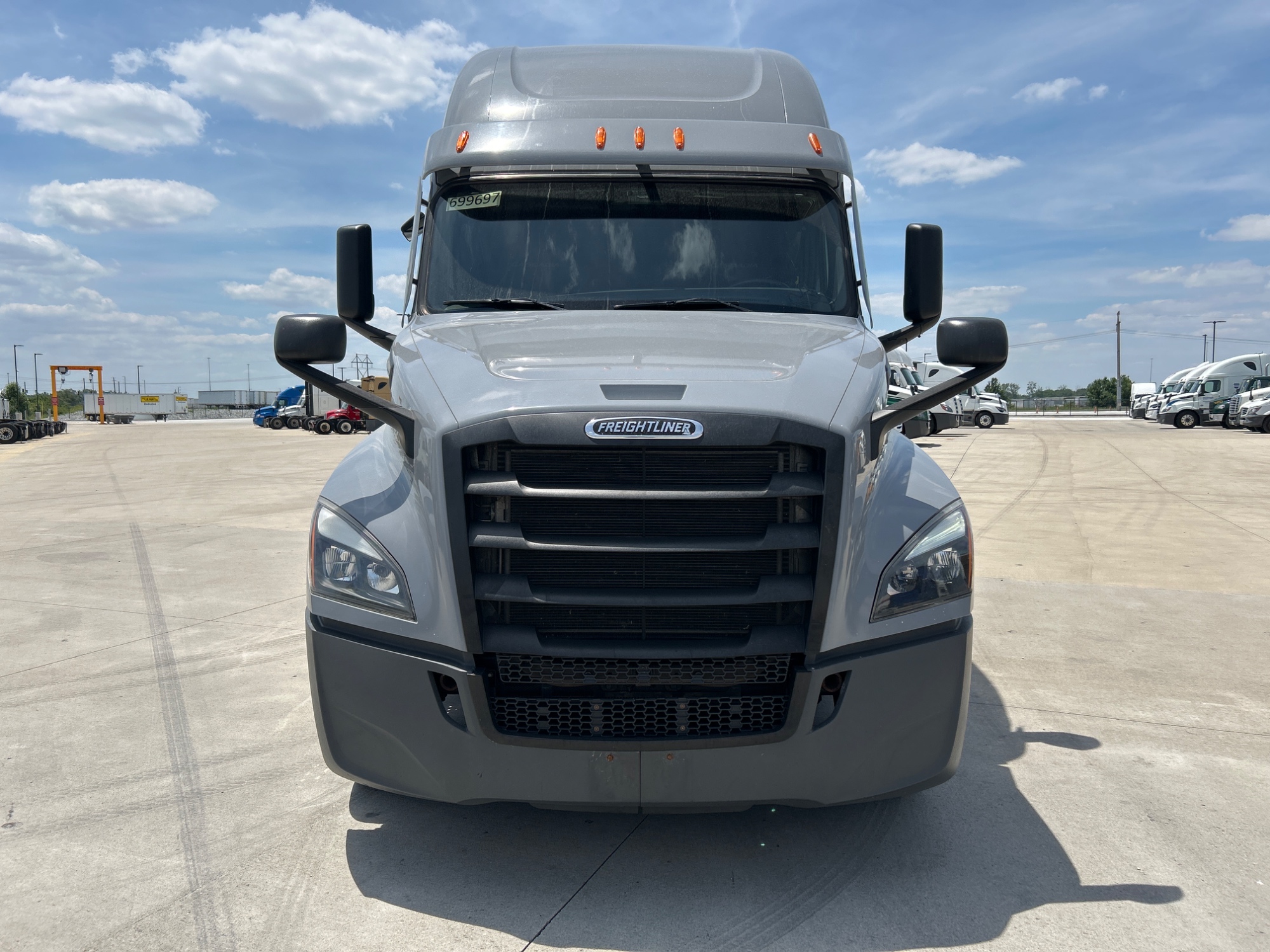 2021 Freightliner PT126SLP 2021 Freightliner PT126SLP - image 2 of 6