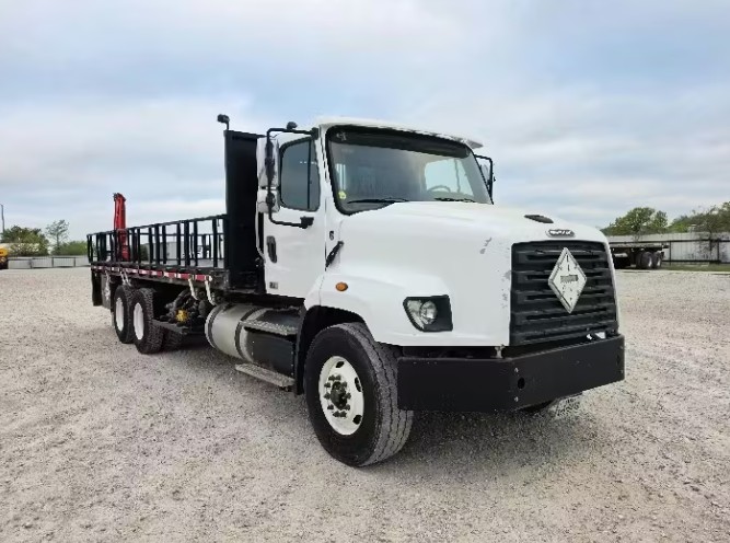 2016 Freightliner M280 - image 1 of 1