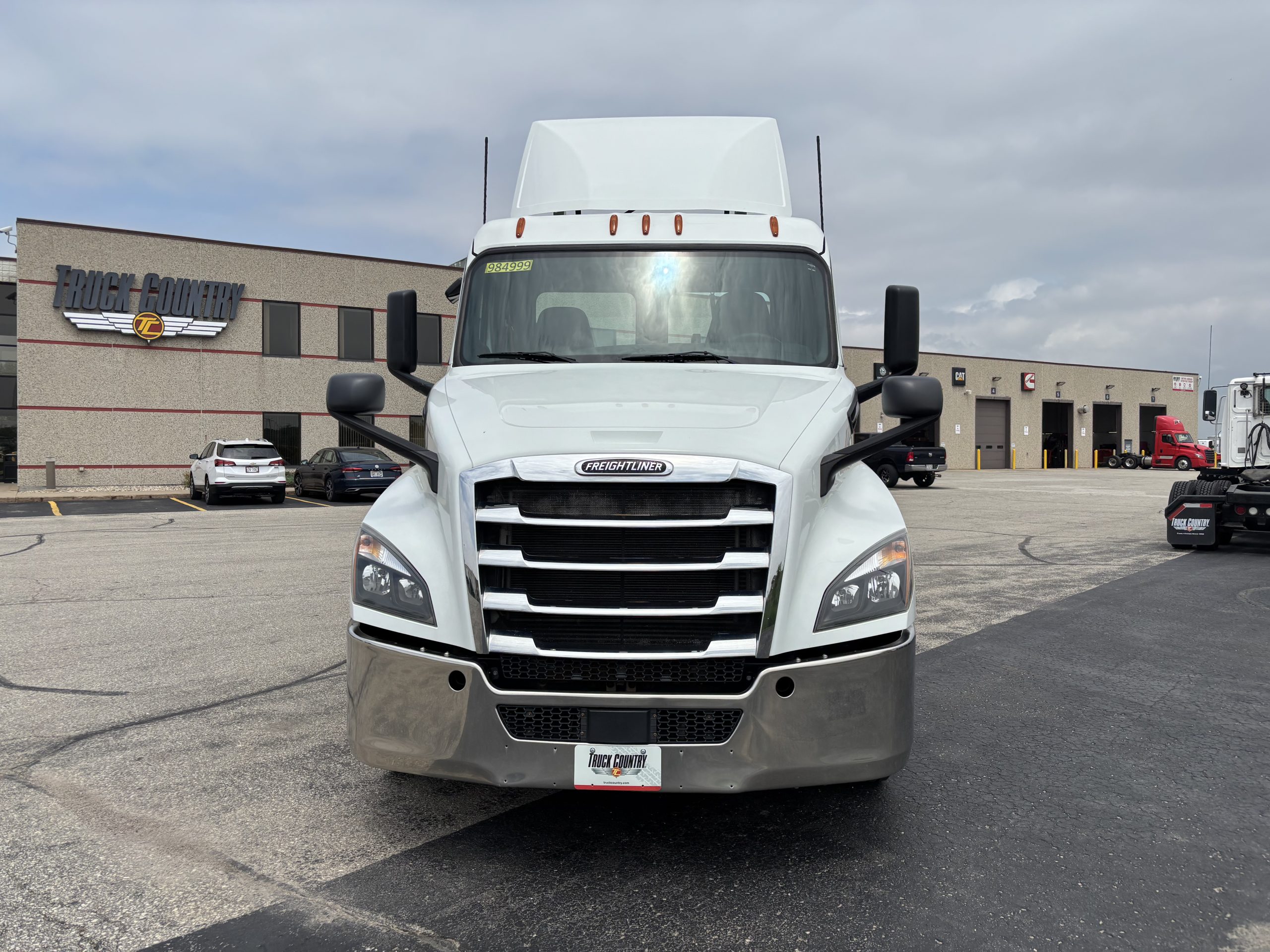2019 Freightliner PT126DC - image 2 of 6