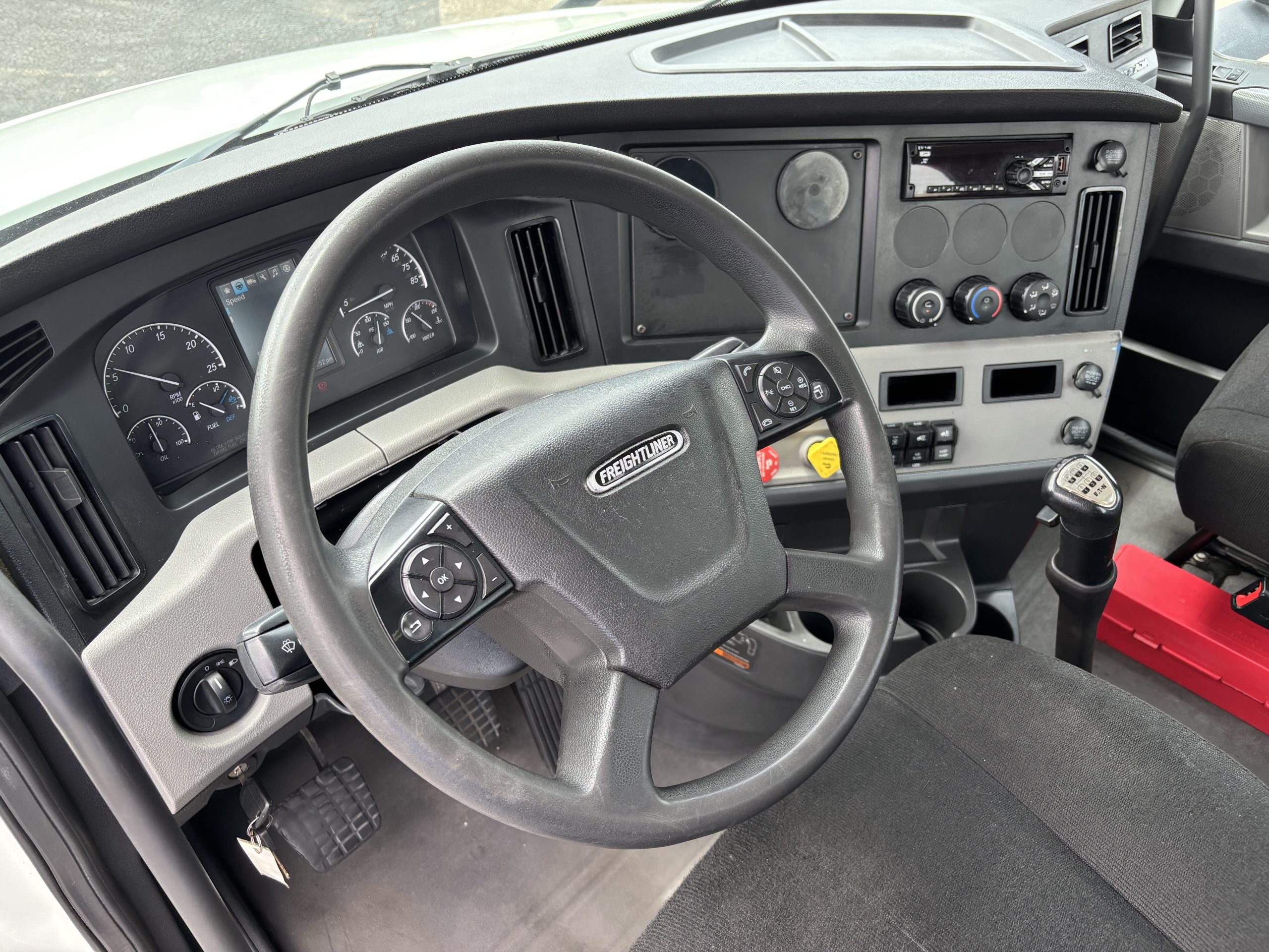 2019 Freightliner PT126DC - image 4 of 6