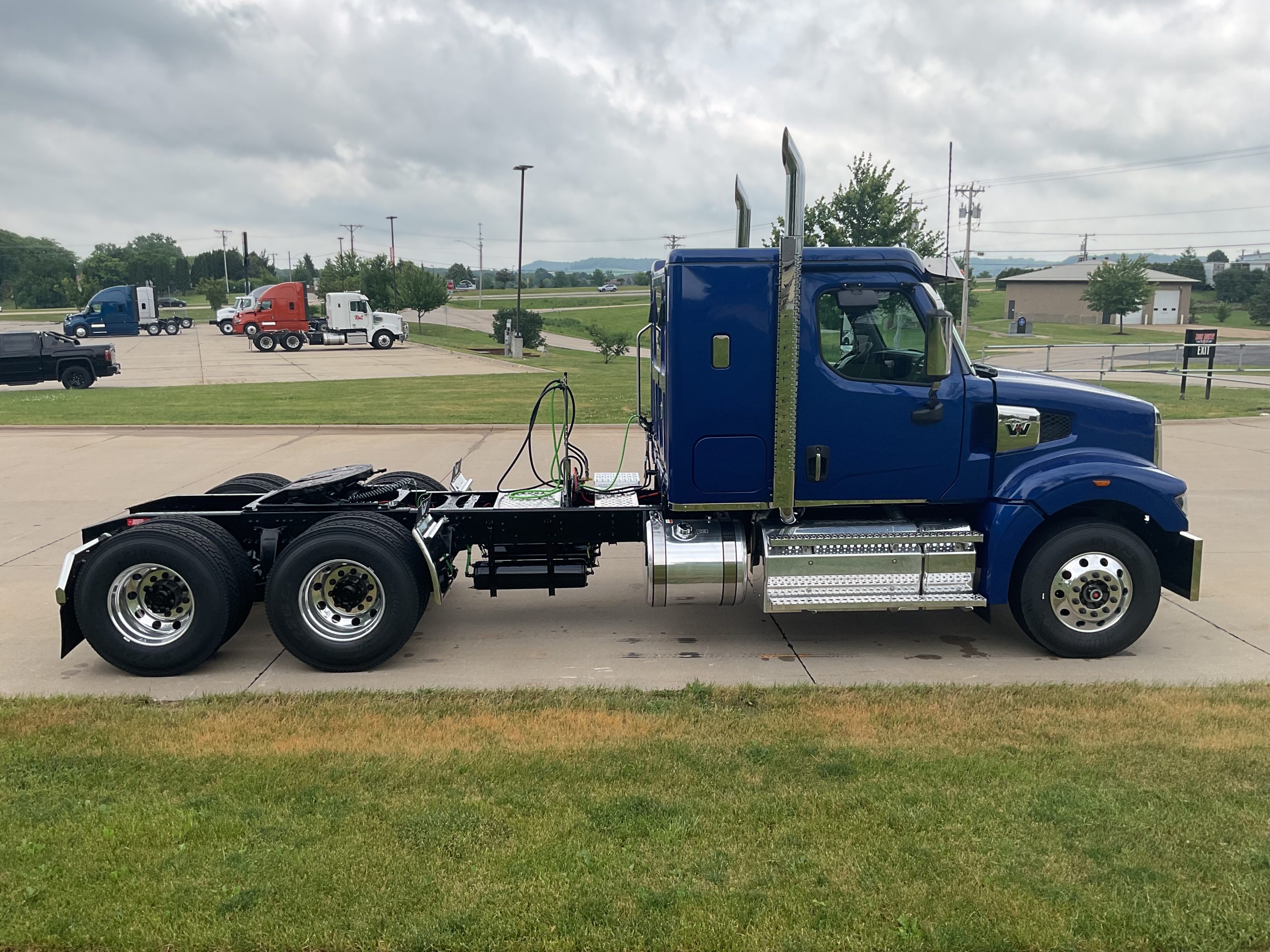 2027 Western Star 068Rf00000gluHv 2027 Western Star 068Rf00000gluHv