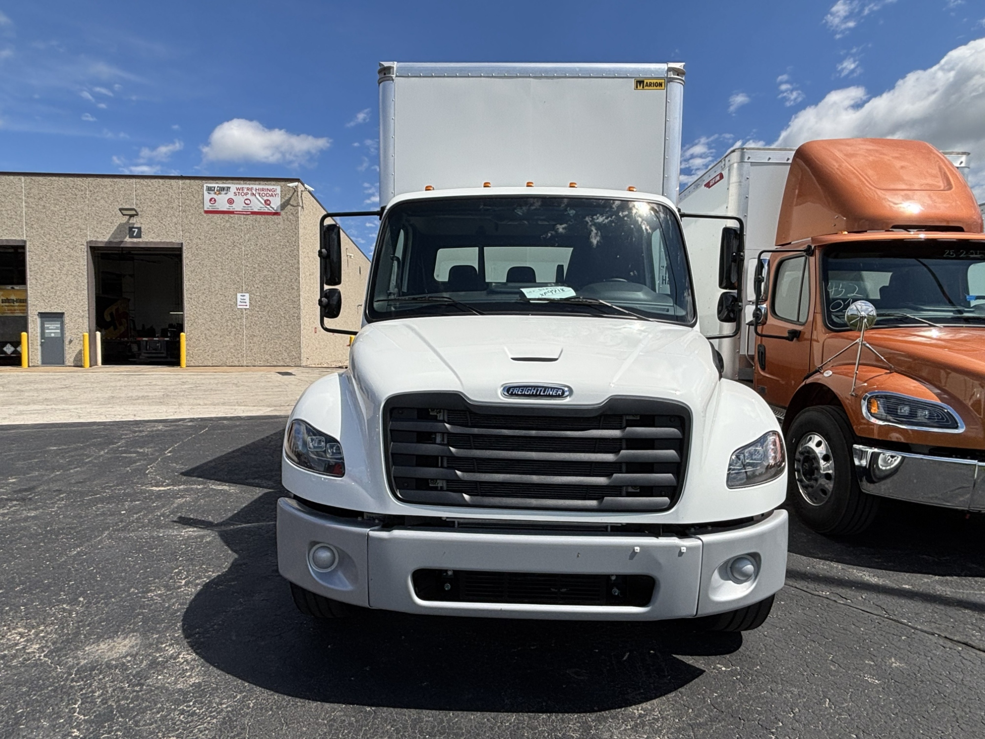 2027 Freightliner M2 106+ 2027 Freightliner M2 106+ - image 2 of 6
