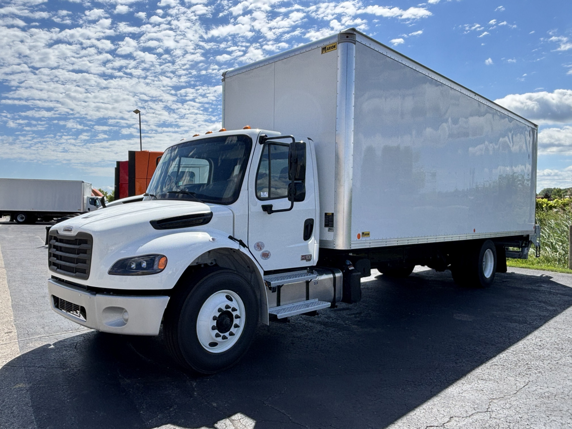 2027 Freightliner M2 106+ 2027 Freightliner M2 106+ - image 1 of 6