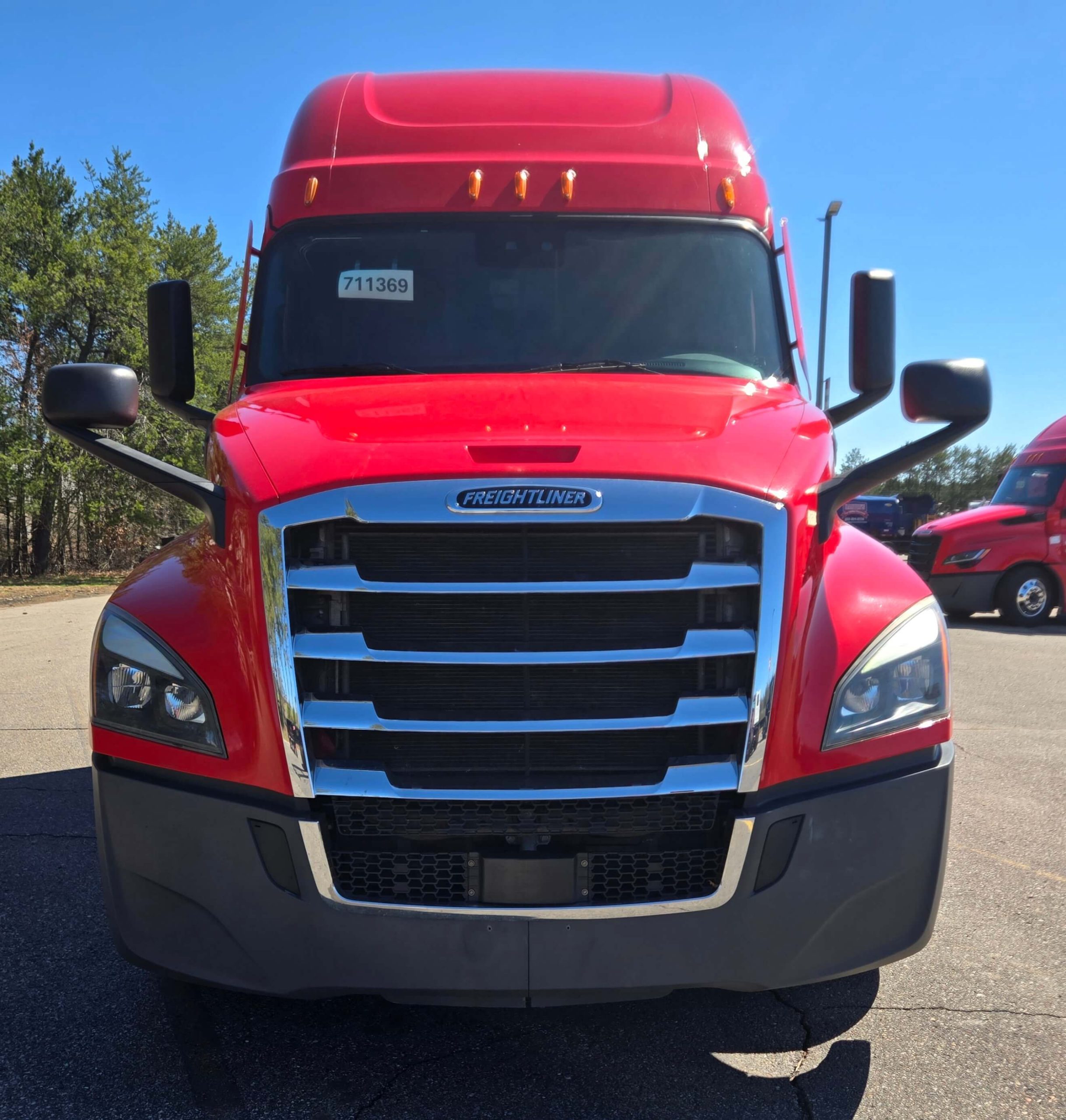 2022 Freightliner PT126 2022 Freightliner PT126 - image 2 of 6
