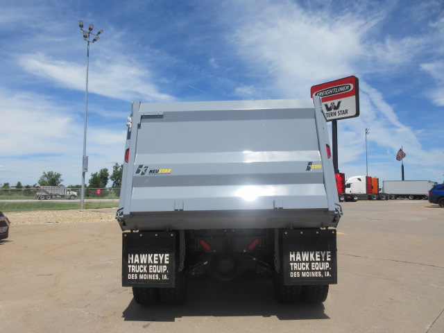 2027 Western Star 47X 2027 Western Star 47X - image 4 of 6