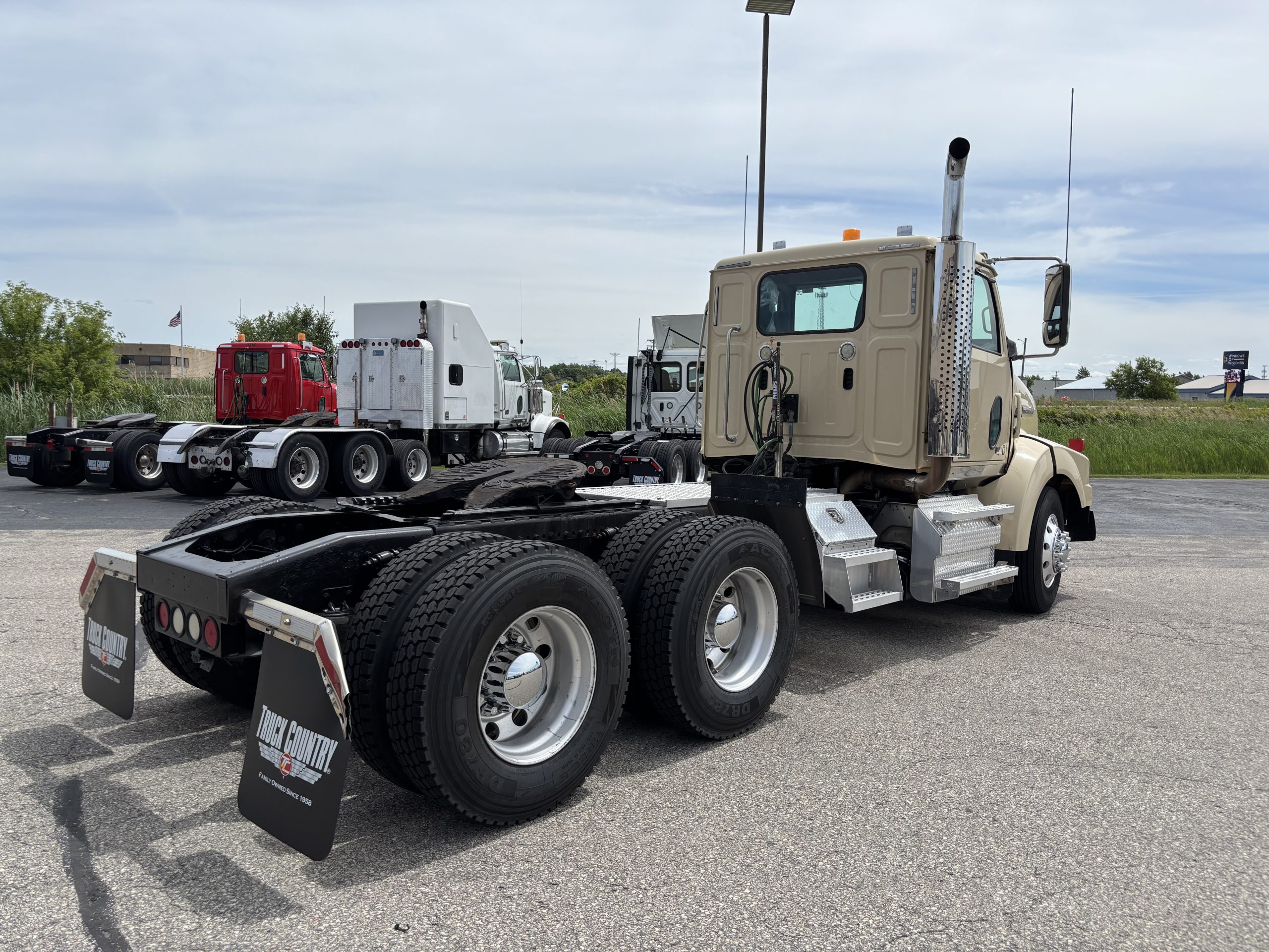 2020 Western Star 4900SA 2020 Western Star 4900SA - image 6 of 6