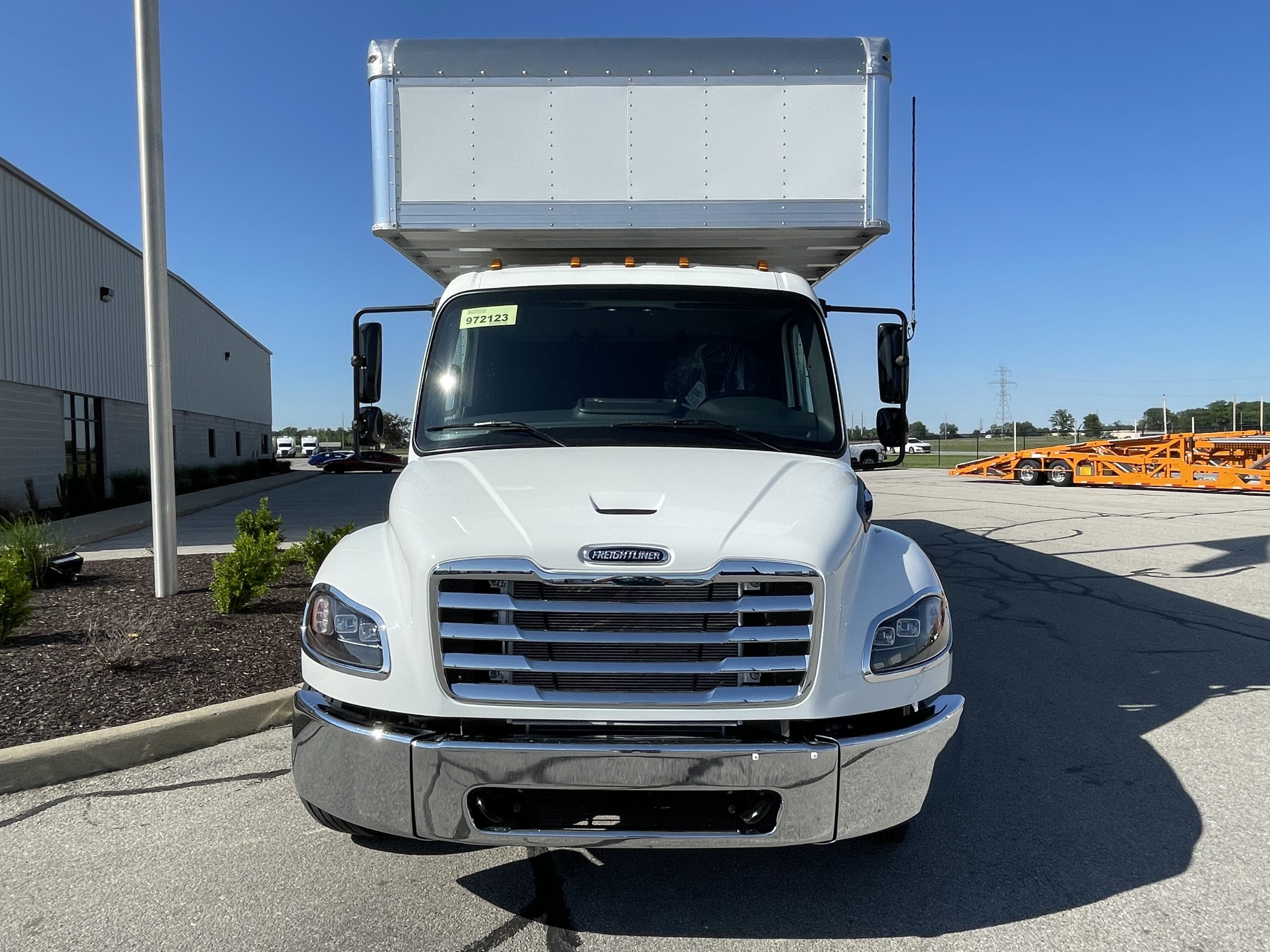 2027 Freightliner M2 106+ 2027 Freightliner M2 106+ - image 4 of 6