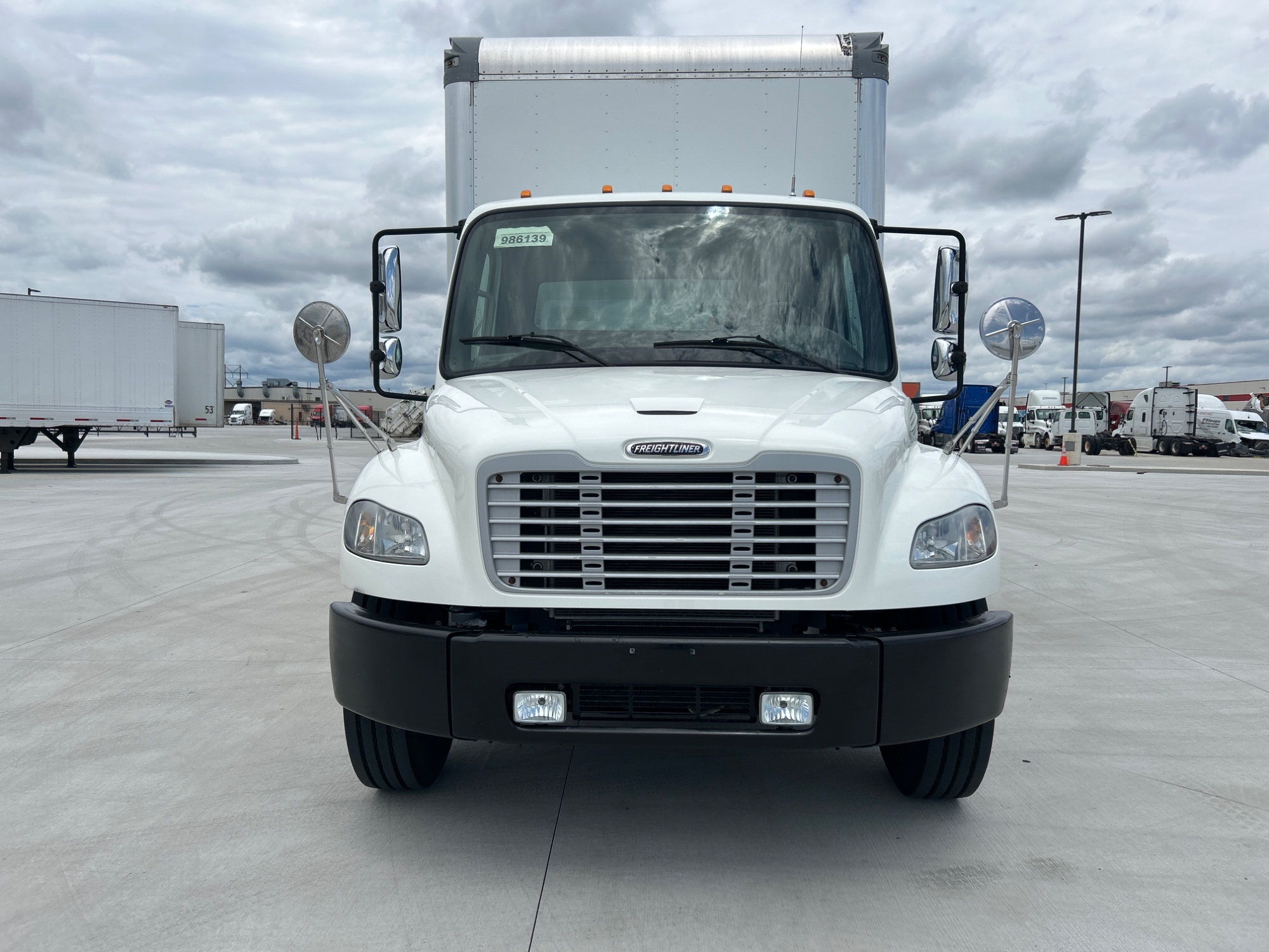 2020 Freightliner M2 106 2020 Freightliner M2 106 - image 3 of 6