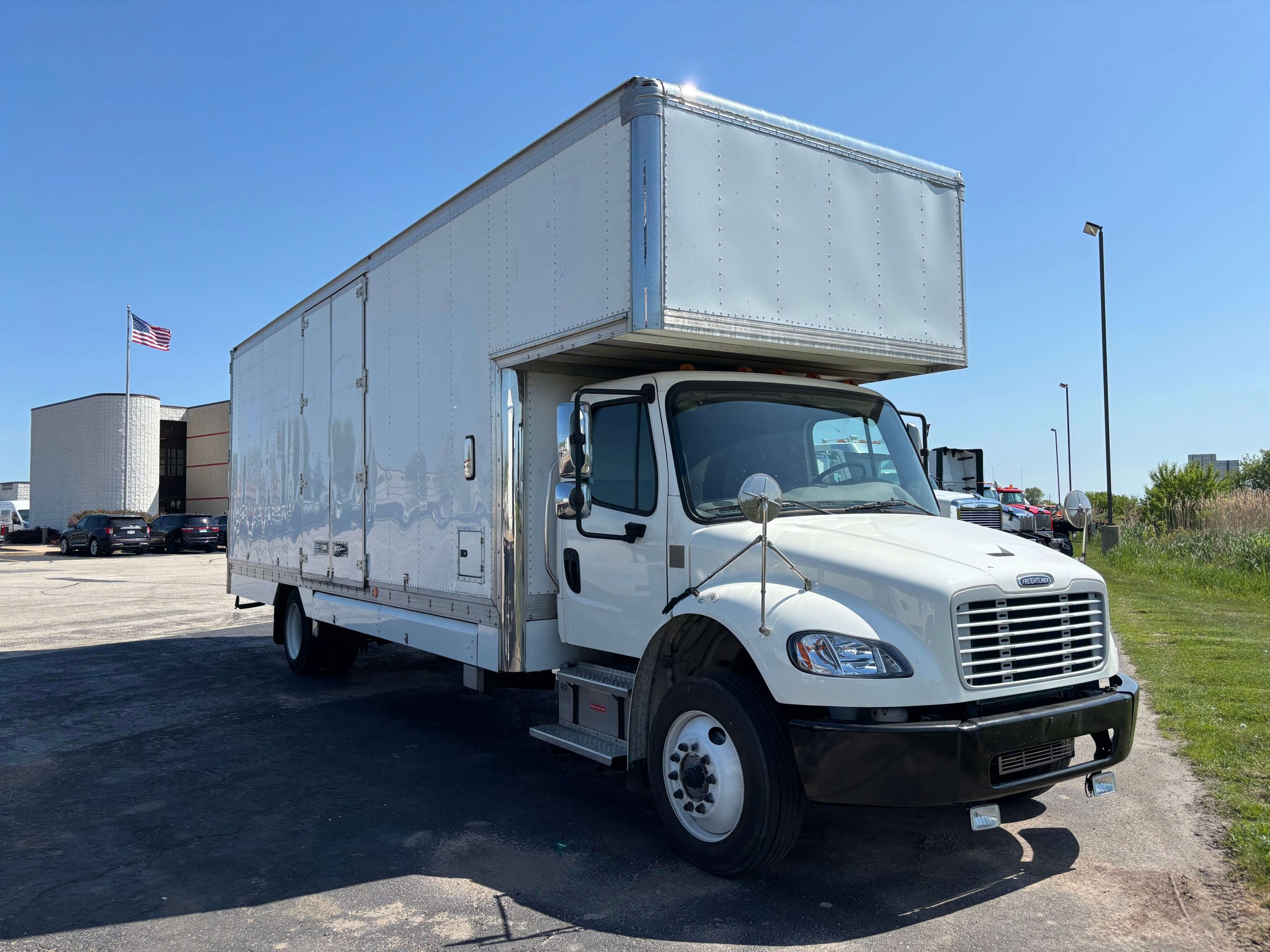 2021 Freightliner M260 2021 Freightliner M260 - image 3 of 6