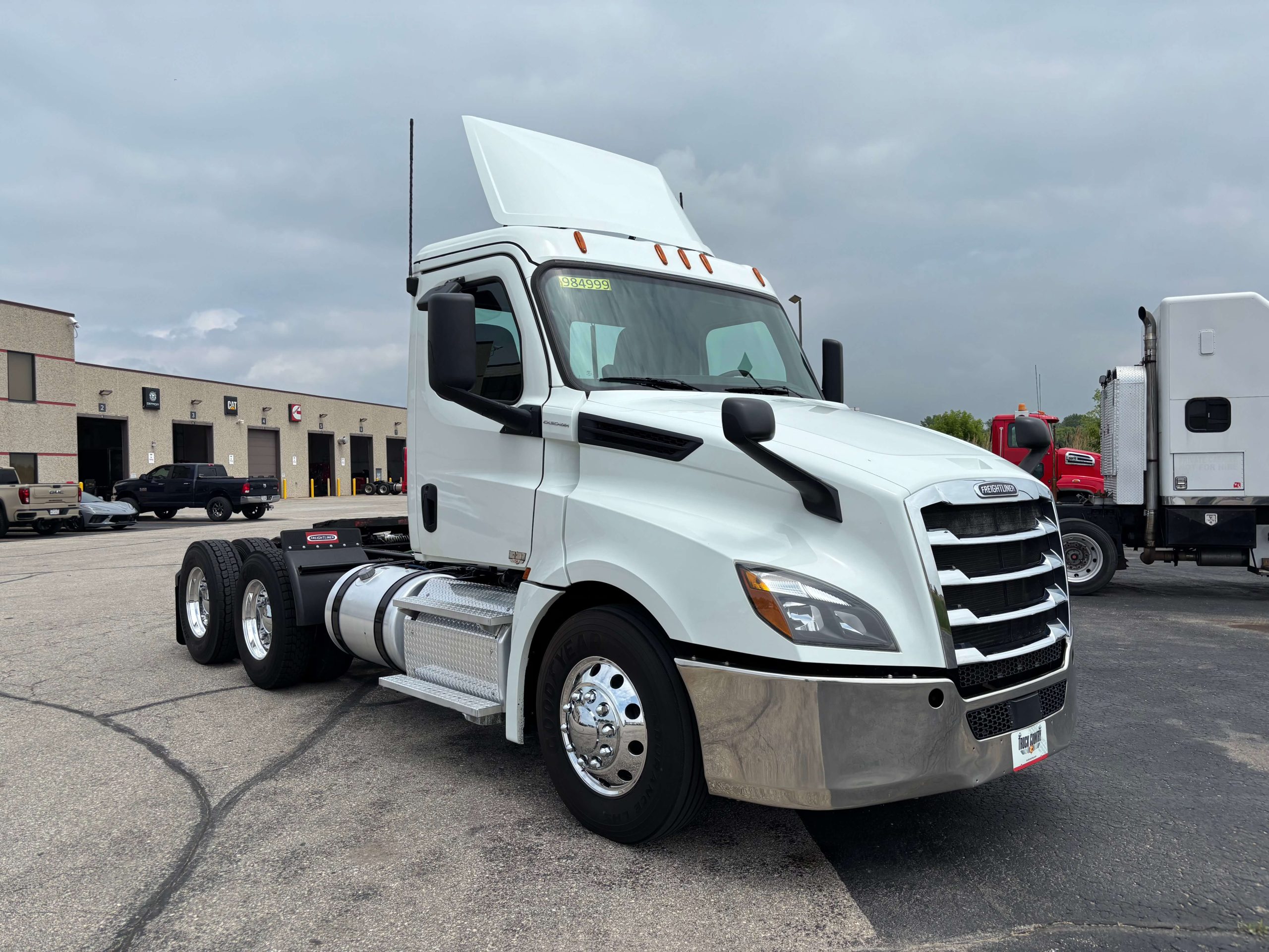2019 Freightliner PT126DC 2019 Freightliner PT126DC - image 3 of 6