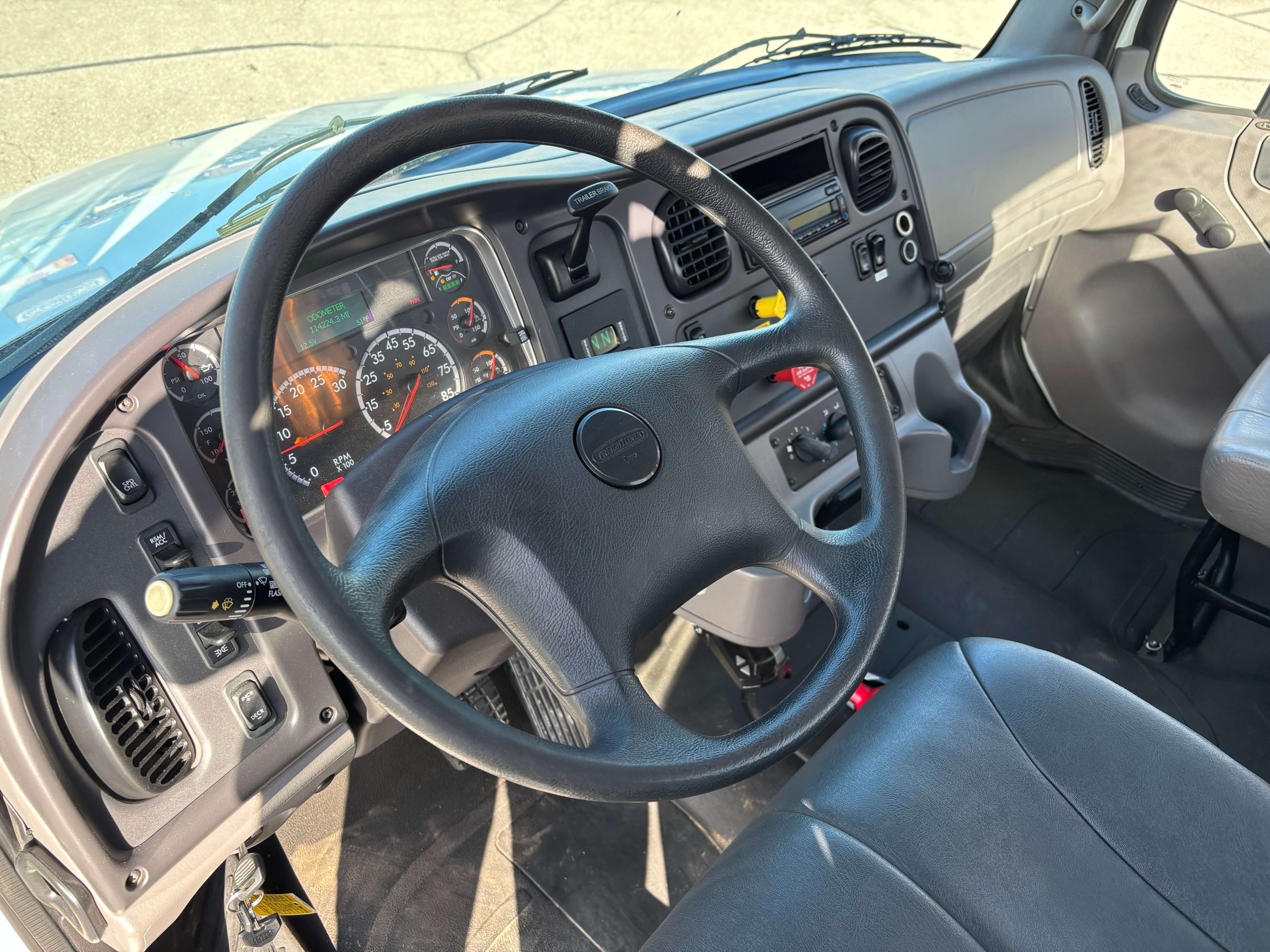 2017 Freightliner M270 2017 Freightliner M270 - image 4 of 6