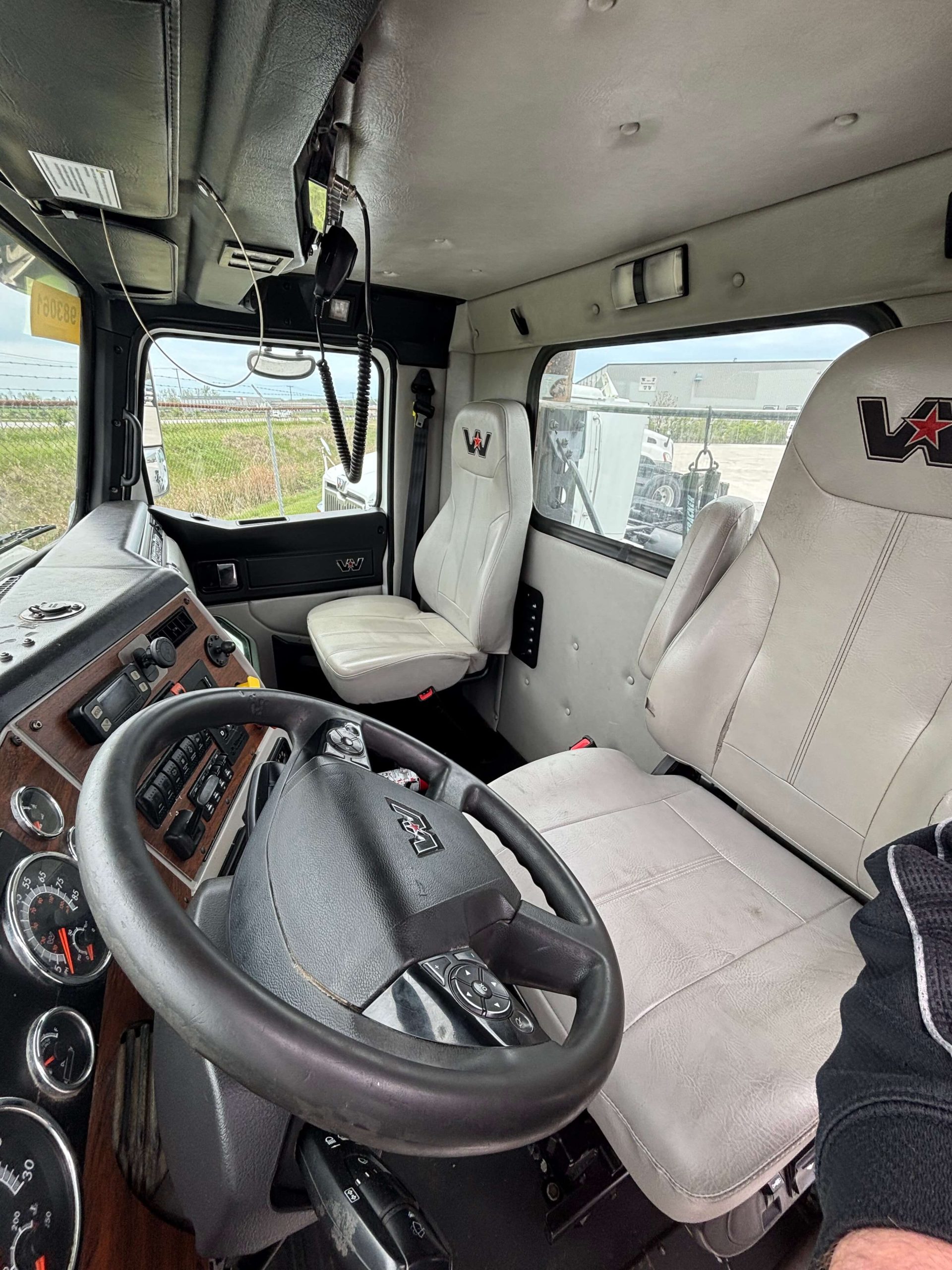 2020 Western Star 4700SF 2020 Western Star 4700SF - image 1 of 6