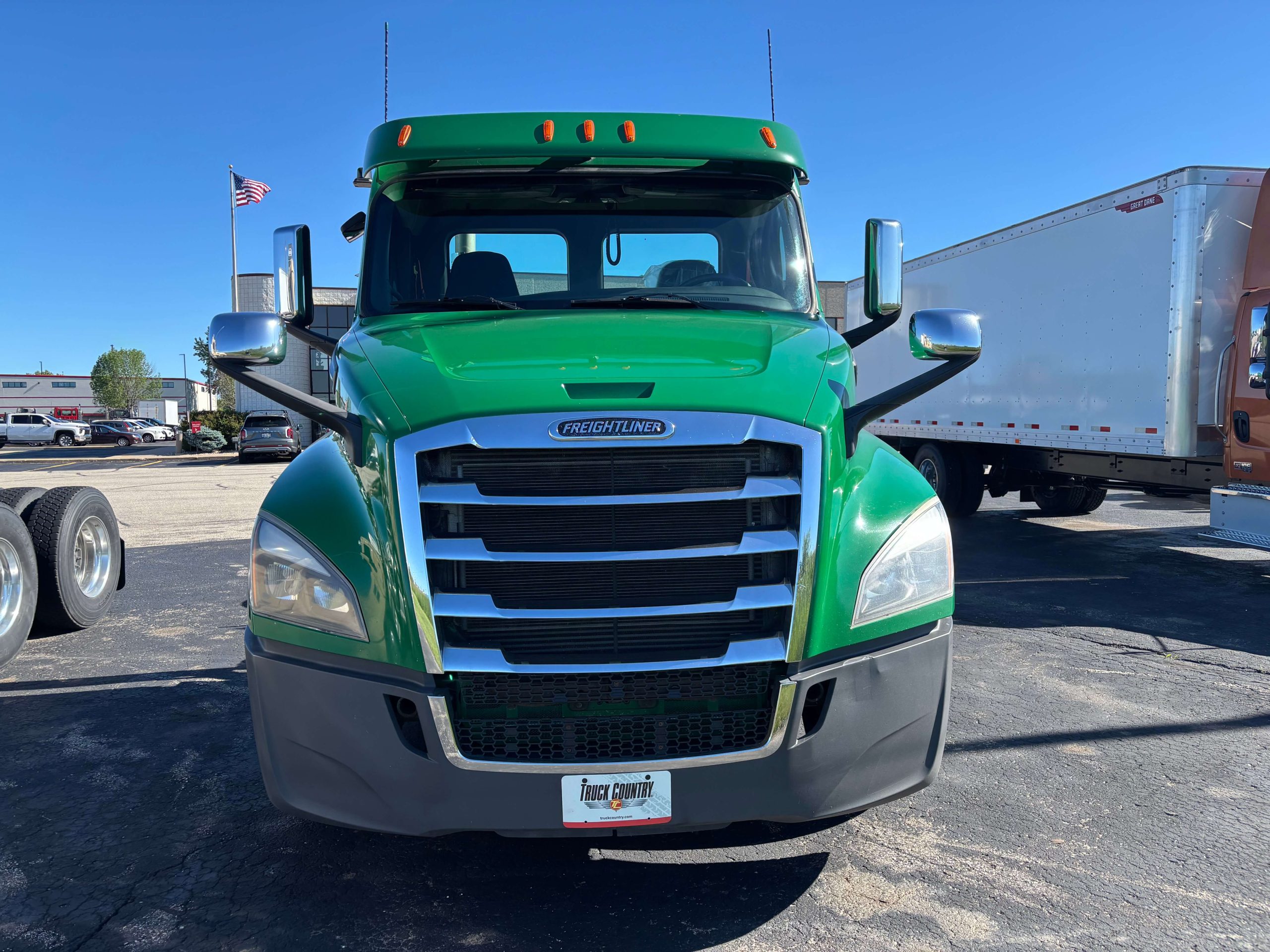 2020 Freightliner PT126DC 2020 Freightliner PT126DC - image 2 of 6