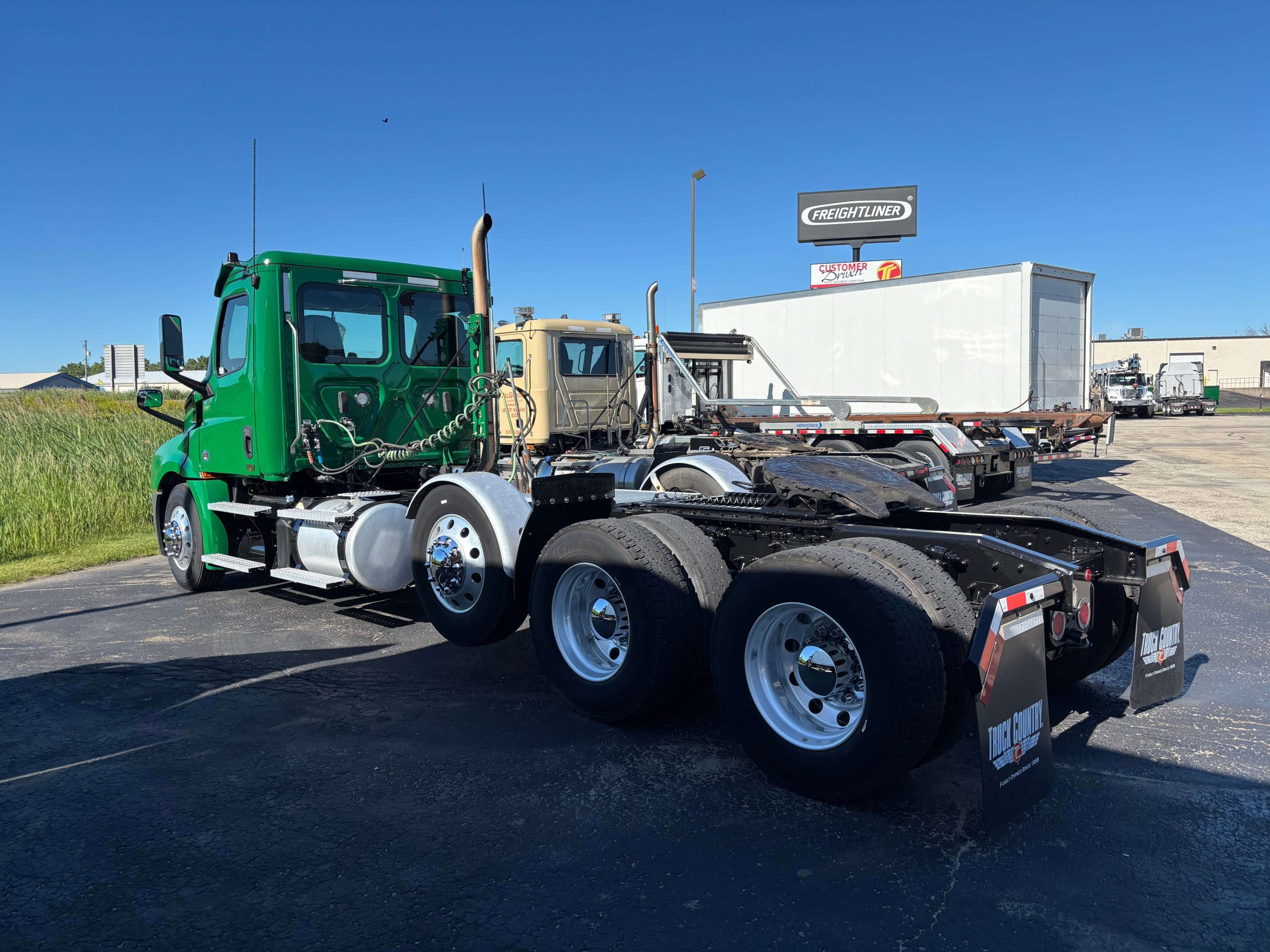 2020 Freightliner PT126DC 2020 Freightliner PT126DC - image 5 of 6