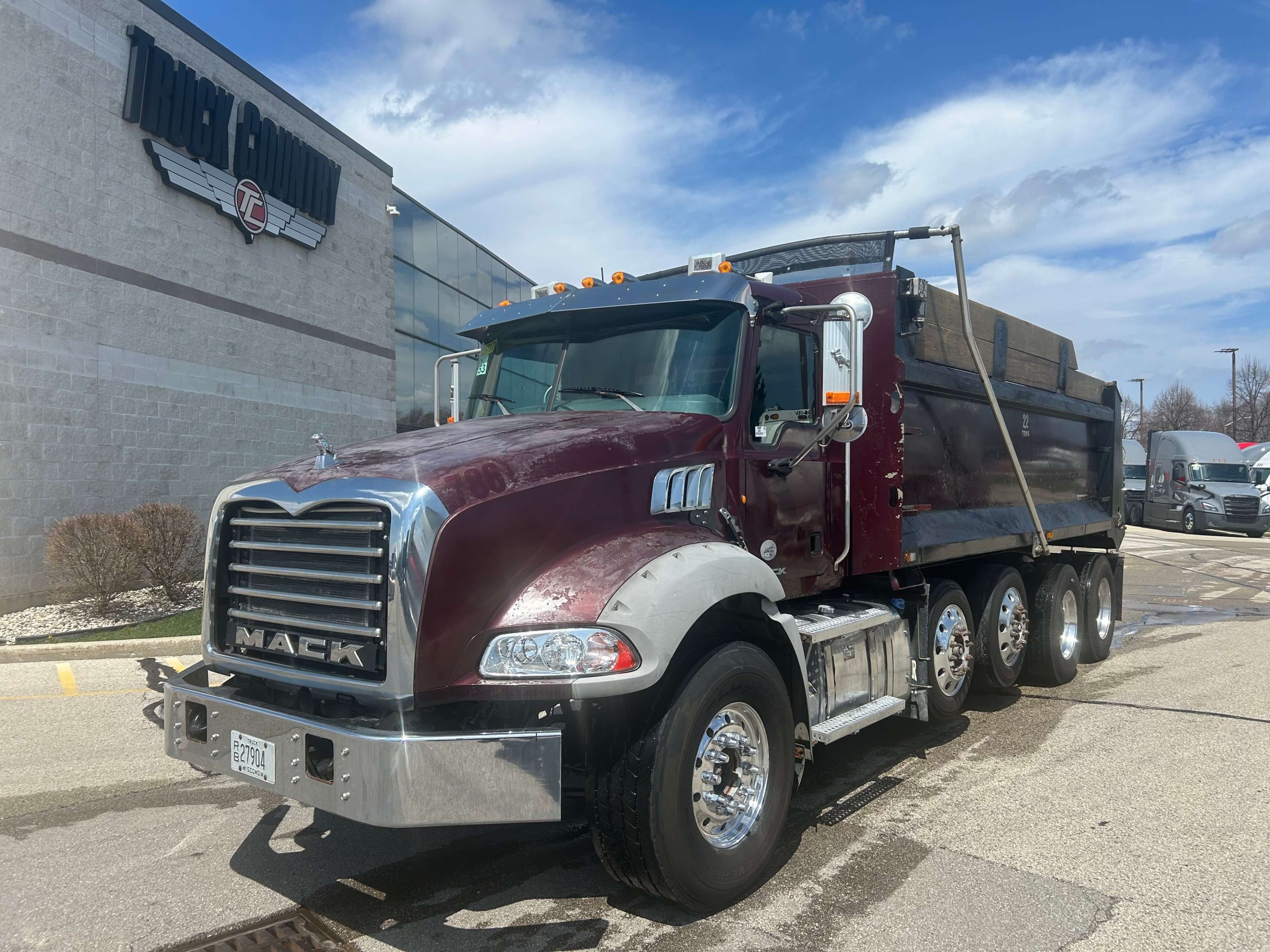 2014 MACK GRANITE 2014 MACK GRANITE - image 1 of 6