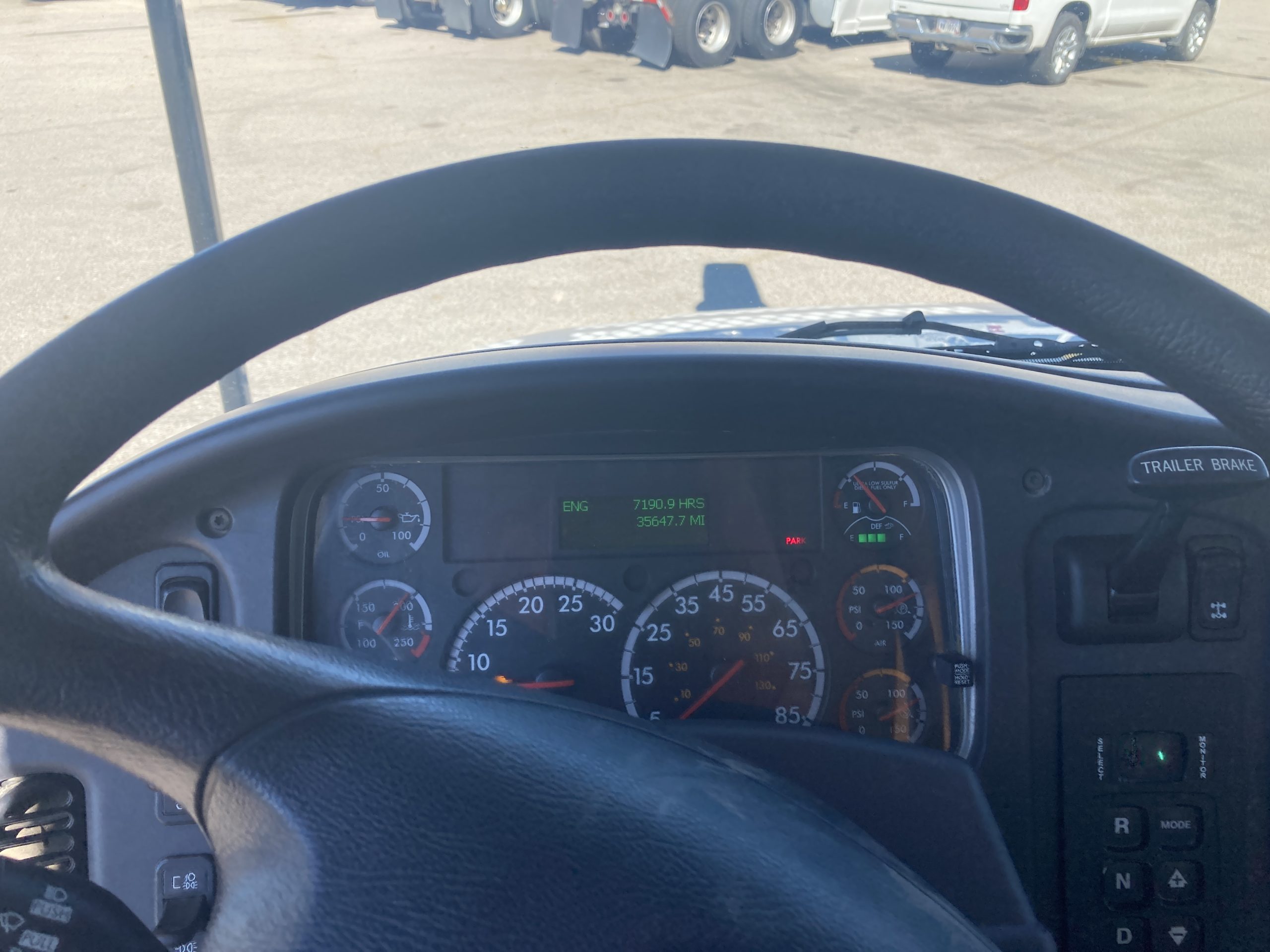 2016 Freightliner M2 106 2016 Freightliner M2 106 - image 6 of 6