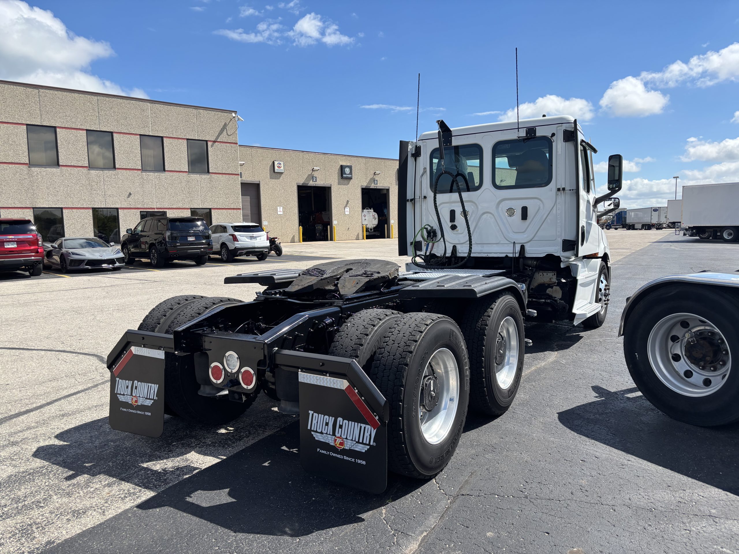 2021 Freightliner PE116DC 2021 Freightliner PE116DC - image 6 of 6
