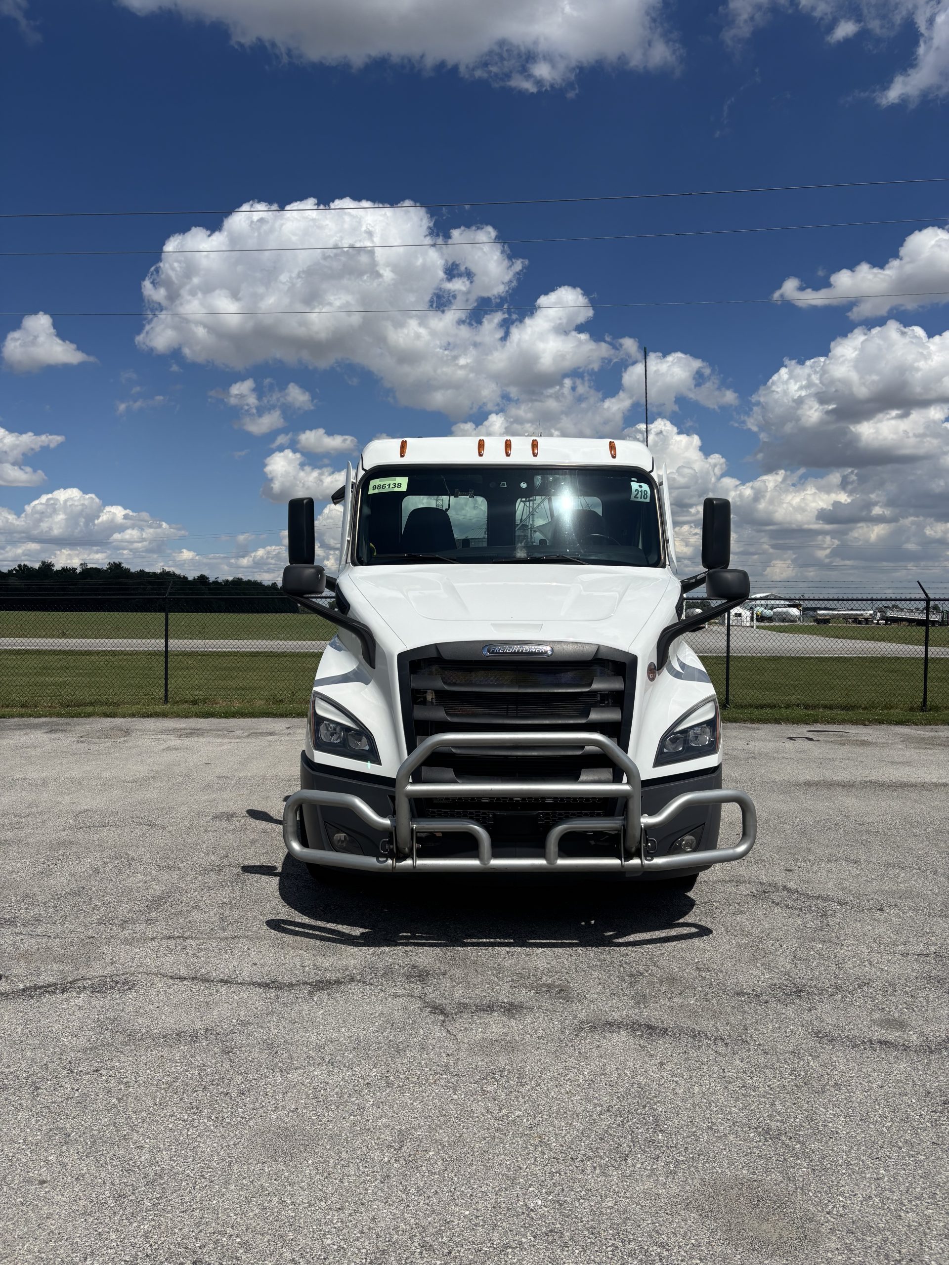 2021 Freightliner PE116DC 2021 Freightliner PE116DC - image 3 of 6