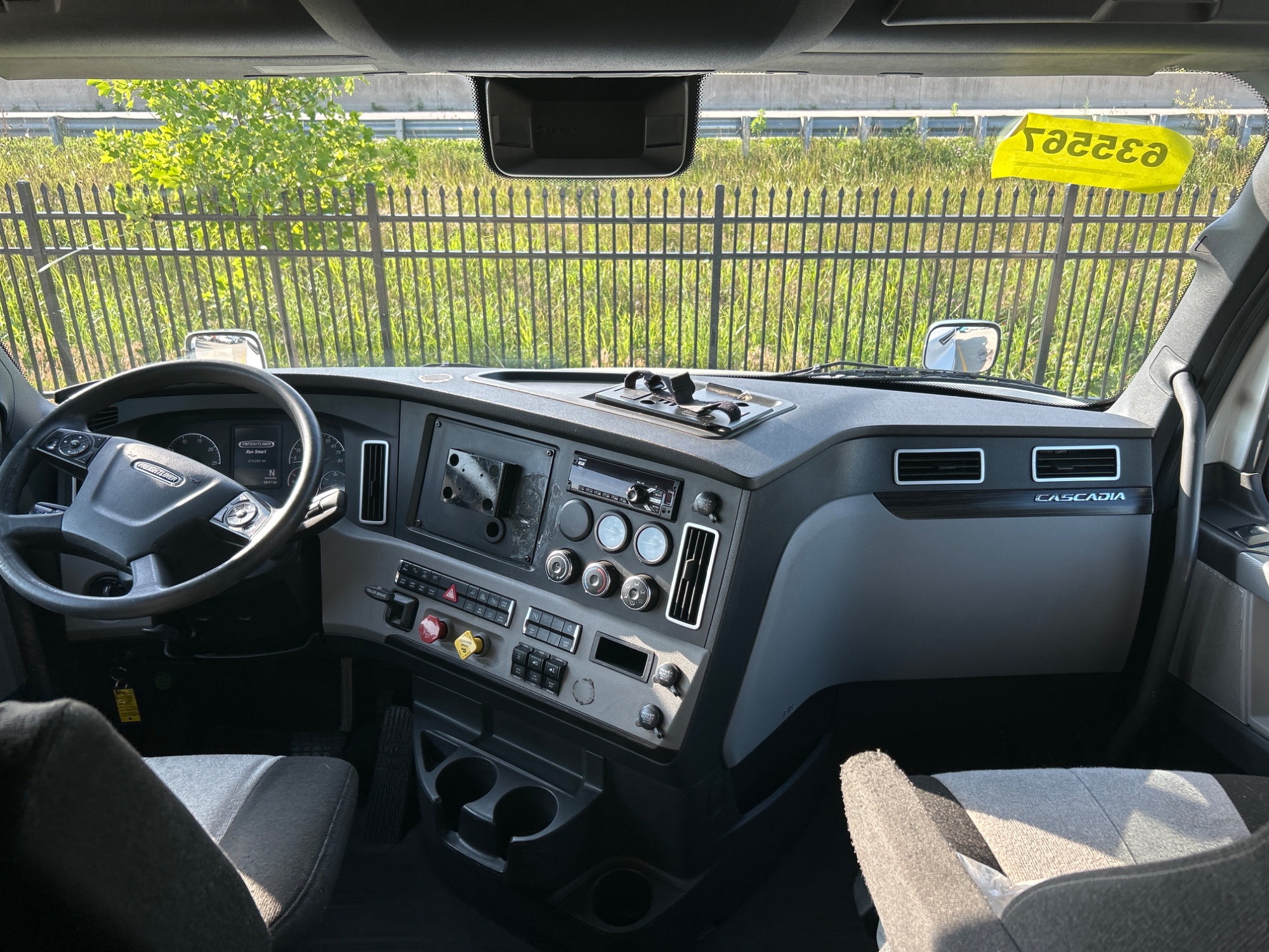 2020 Freightliner PT126SLP 2020 Freightliner PT126SLP - image 5 of 6