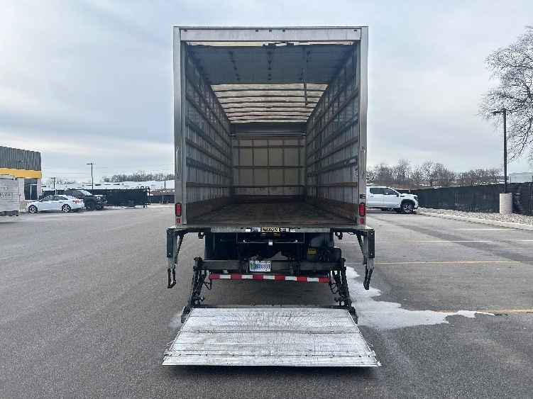 2022 Freightliner M2 106 068Rf00000hndcO 2022 Freightliner M2 106 068Rf00000hndcO