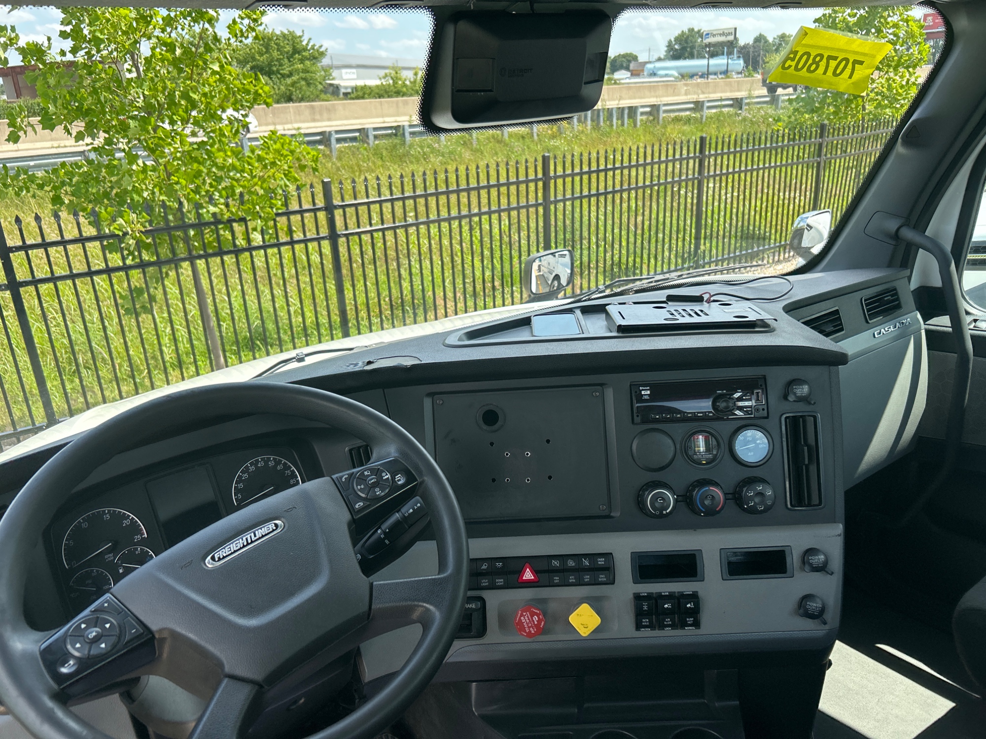 2021 Freightliner PT126DC 2021 Freightliner PT126DC - image 5 of 5