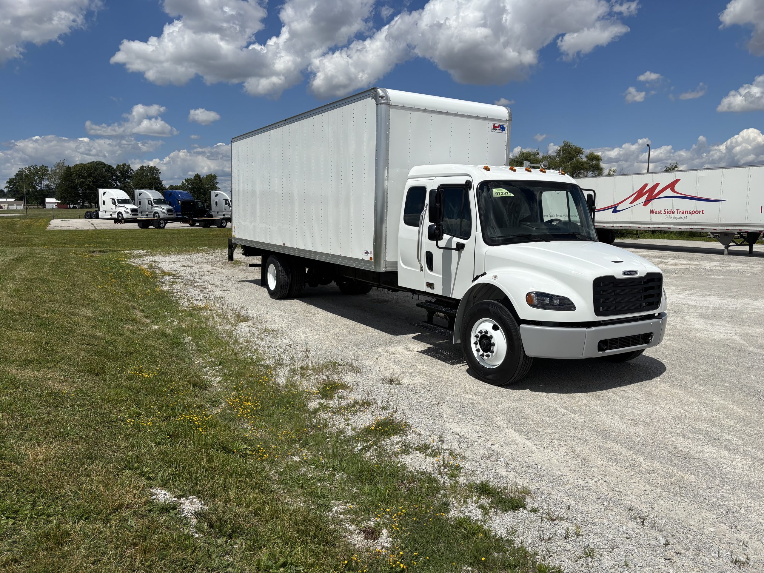 2027 Freightliner M2 106+ - image 6 of 6