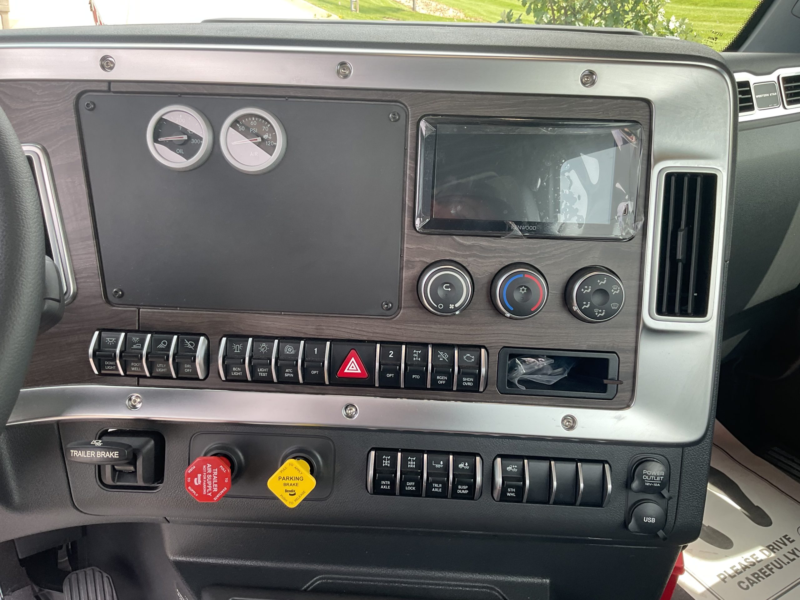 2027 Western Star - image 6 of 6