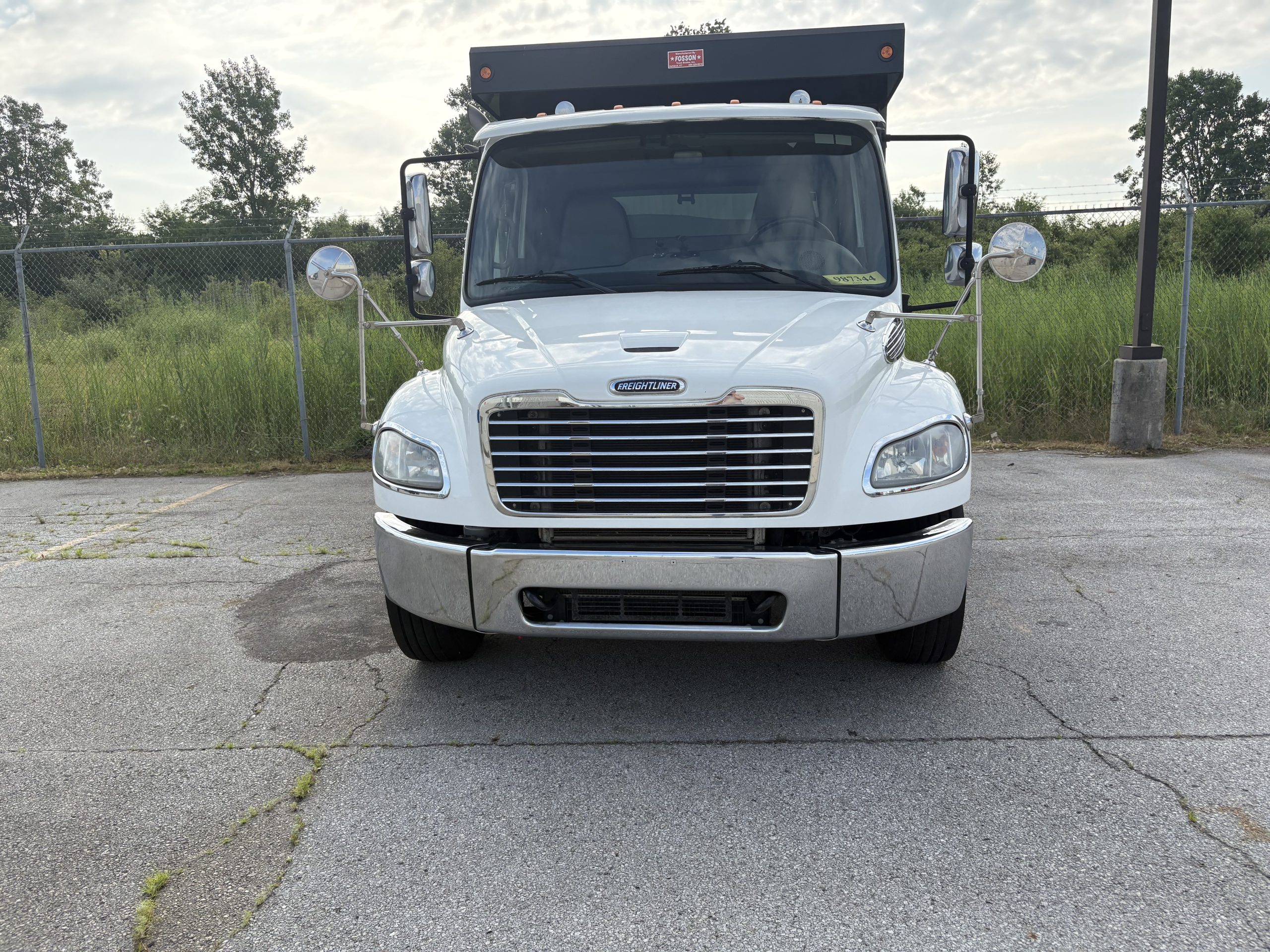 2018 Freightliner M2 106 2018 Freightliner M2 106 - image 5 of 6