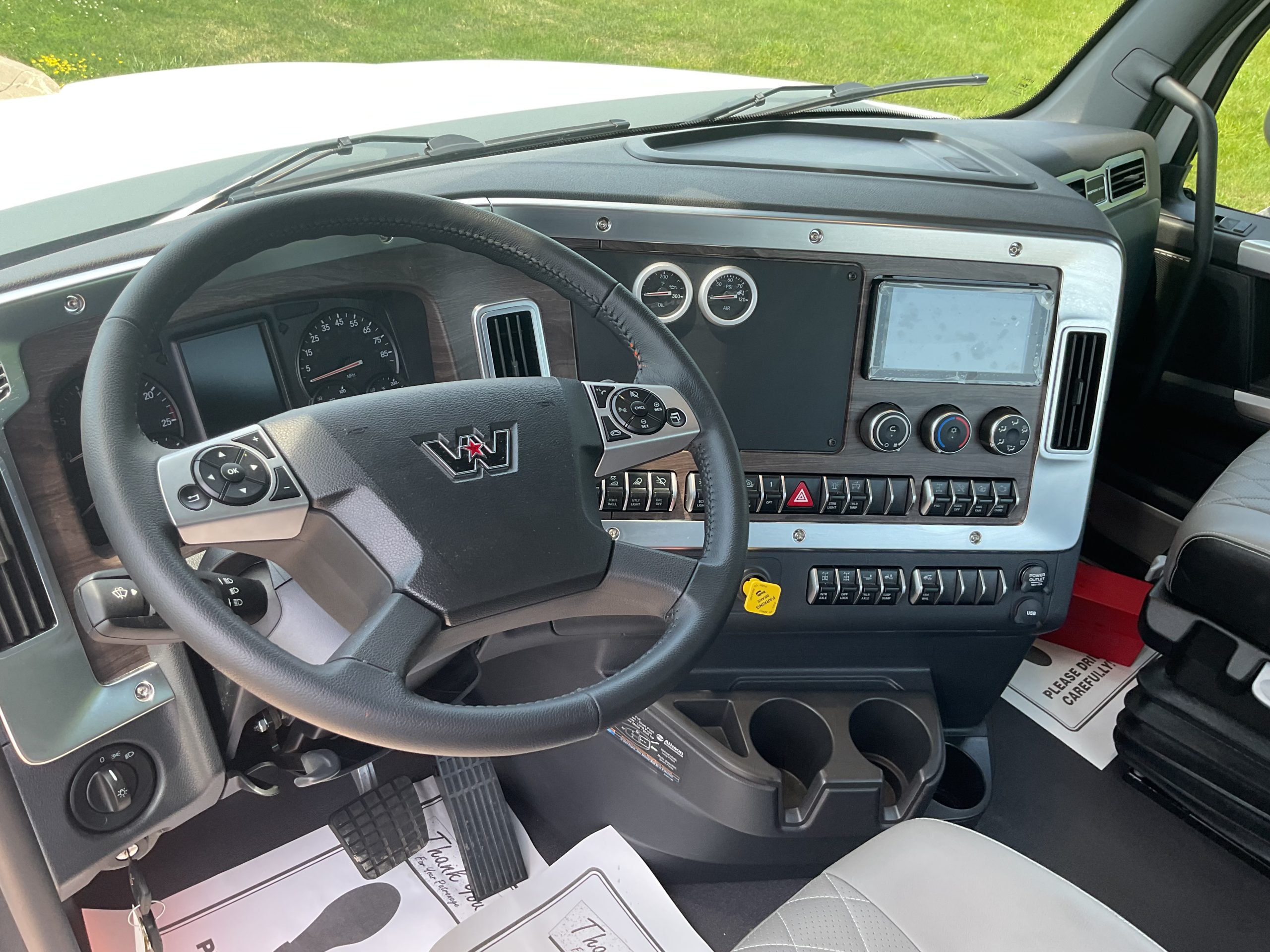 2027 Western Star - image 6 of 6
