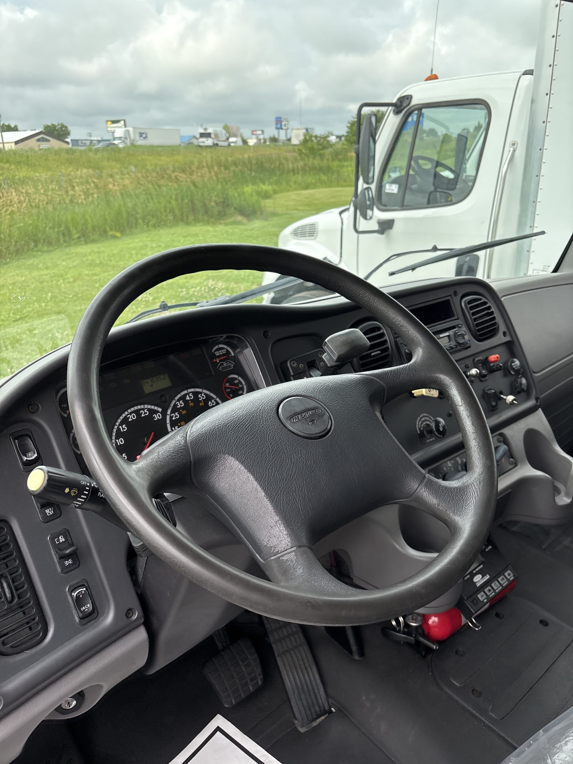 2014 Freightliner M270 2014 Freightliner M270 - image 4 of 6